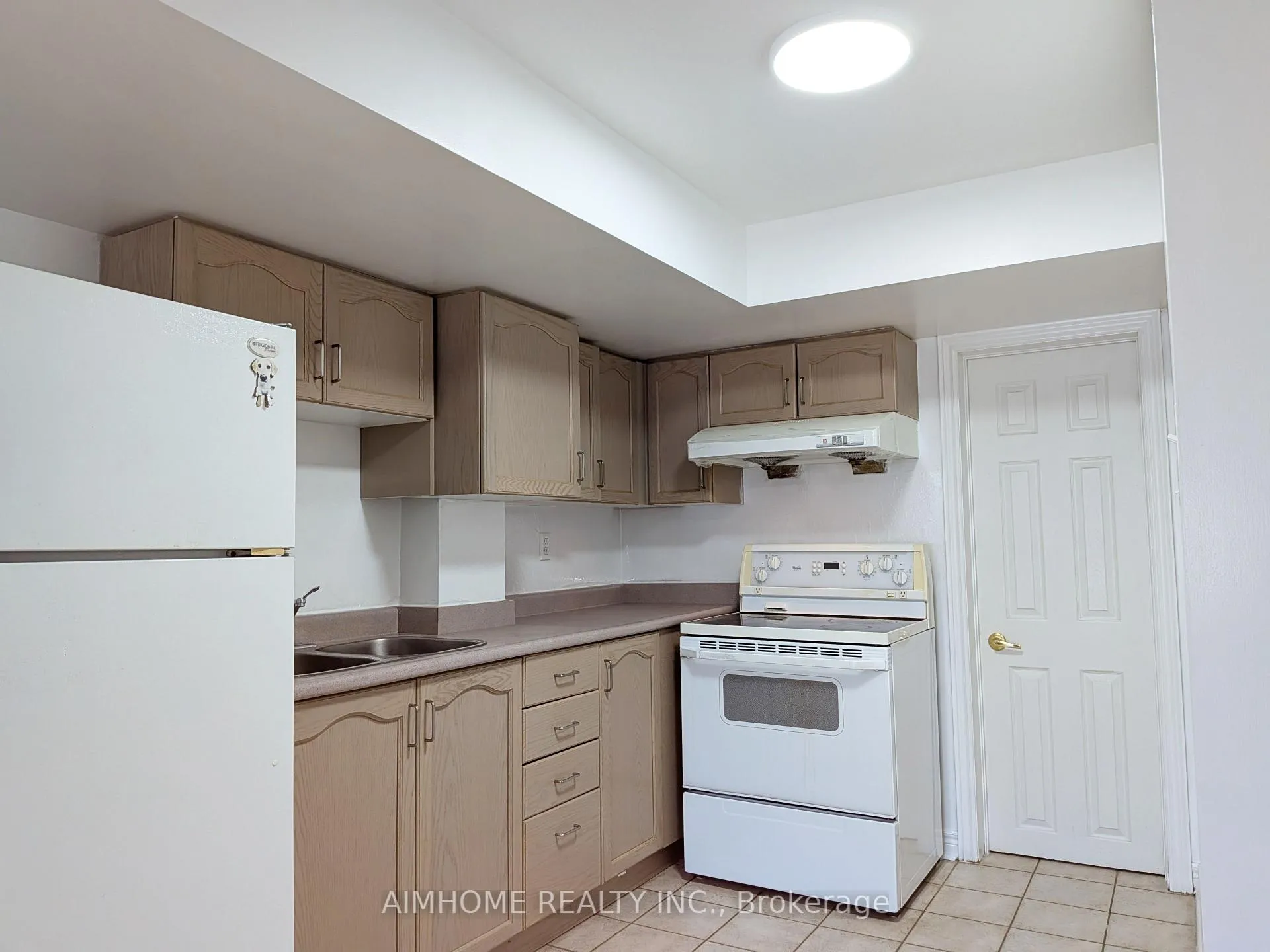 Photo 37 of 74 Sunway Square, Markham, Raymerville — HOMEH