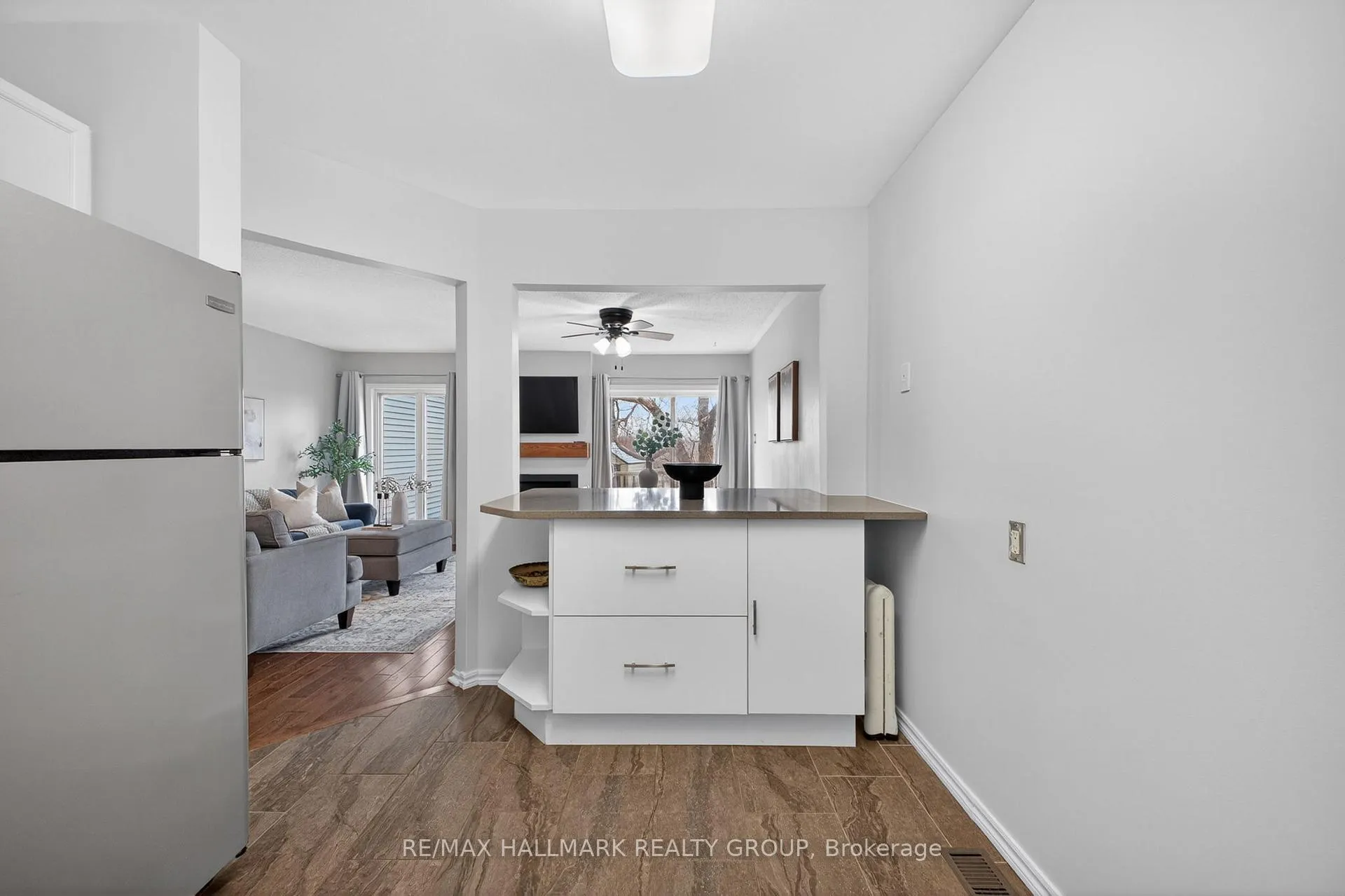 Photo 15 of 80 Pickwick Drive, Ottawa, Barrhaven - Cedargrove/Fraserdale — HOMEH