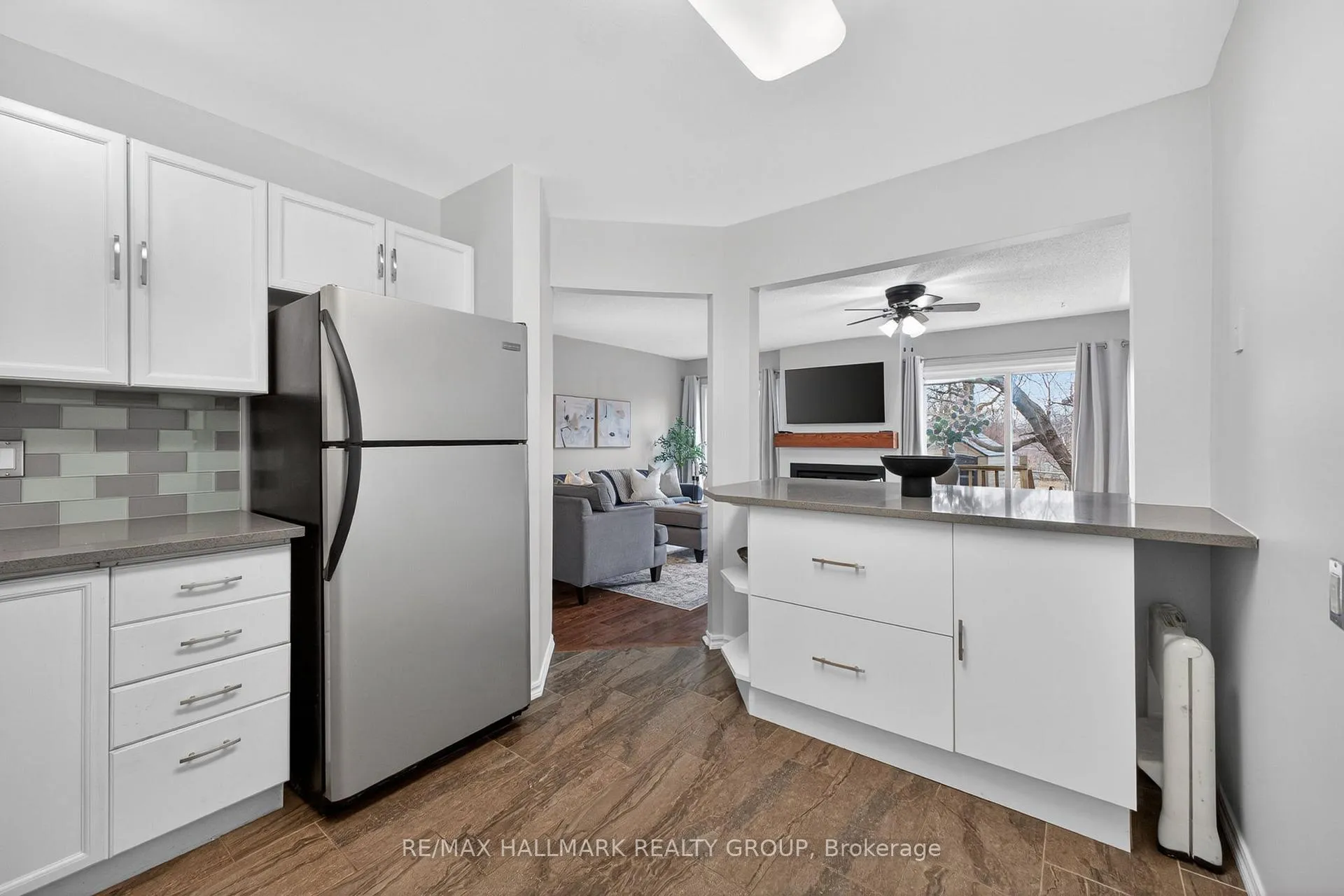 Photo 16 of 80 Pickwick Drive, Ottawa, Barrhaven - Cedargrove/Fraserdale — HOMEH