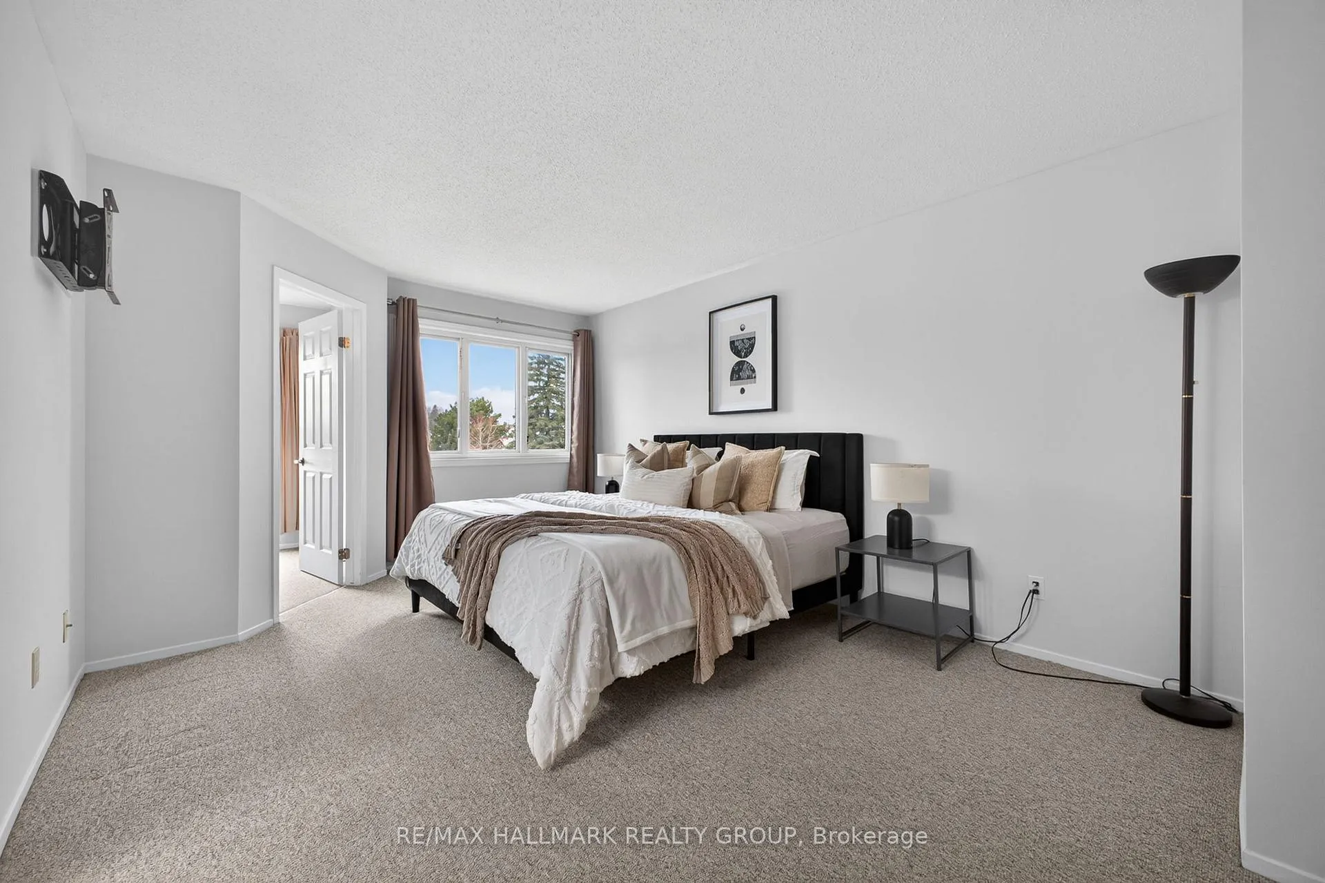Photo 18 of 80 Pickwick Drive, Ottawa, Barrhaven - Cedargrove/Fraserdale — HOMEH