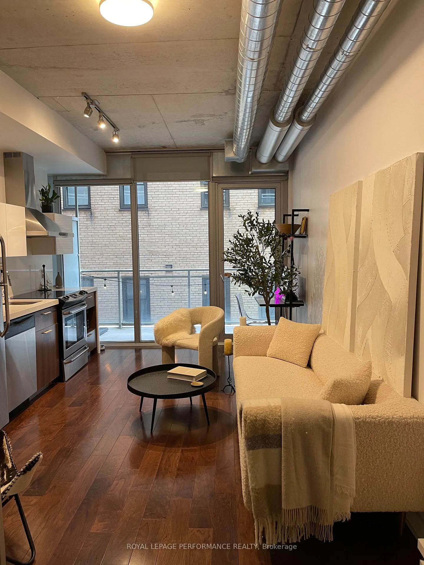 Photo 6 of Unit 242, 340 Mcleod Street, Ottawa, Ottawa Centre — HOMEH