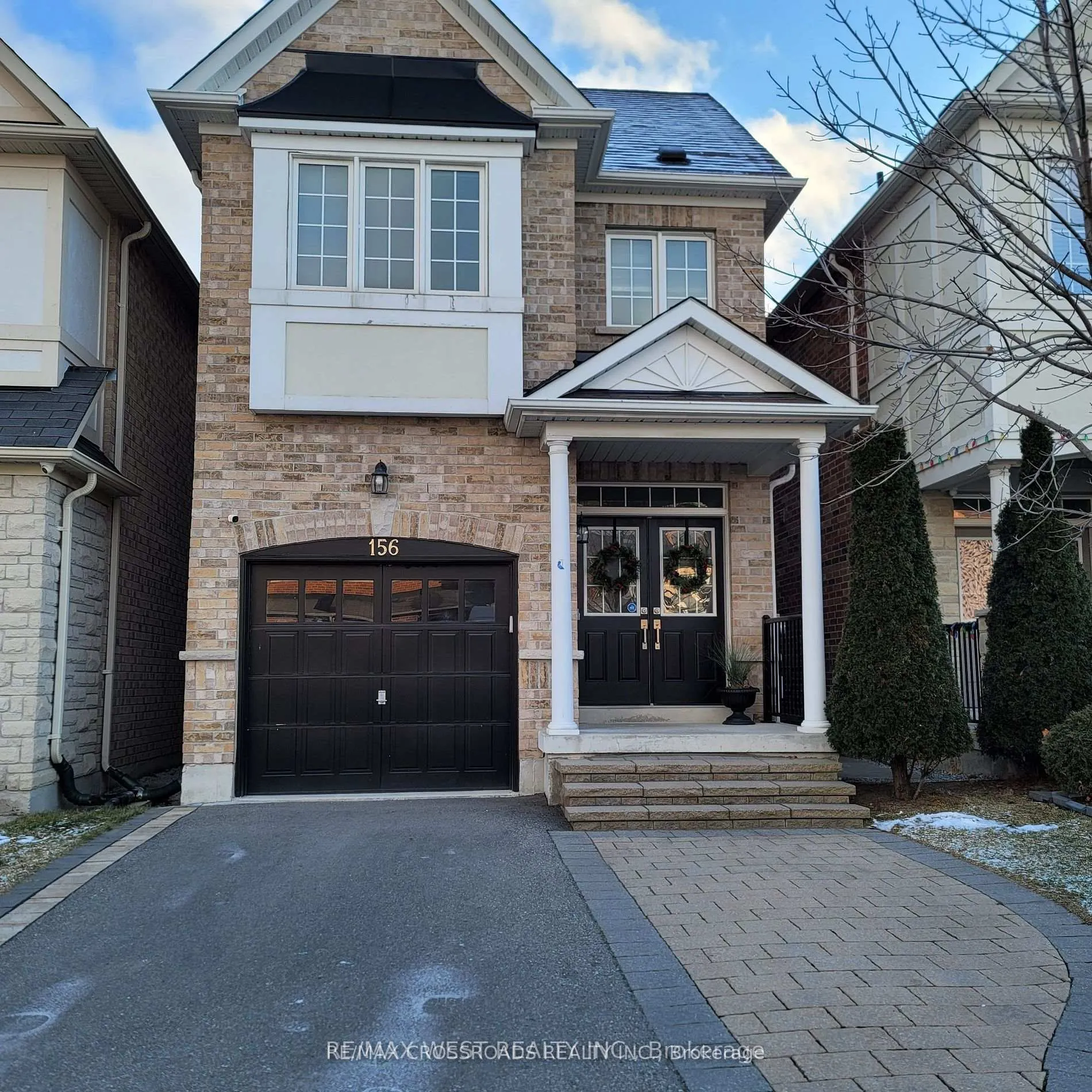 Front of 156 Sir Sanford Fleming Way