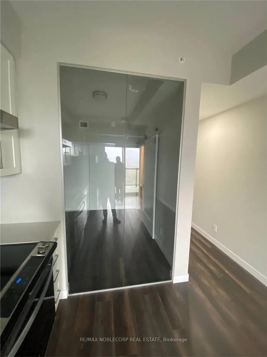 Photo 5 of Unit 1706, 15 Queen Street S, Hamilton, Central — HOMEH