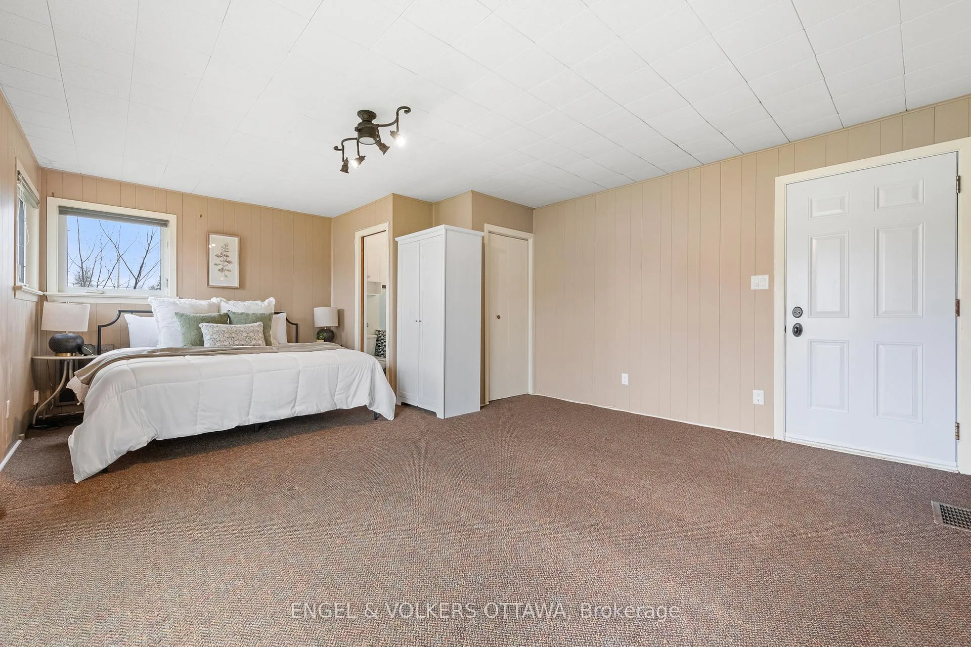 Photo 14 of 989 Connaught Avenue, Ottawa, Queensway Terrace North — HOMEH