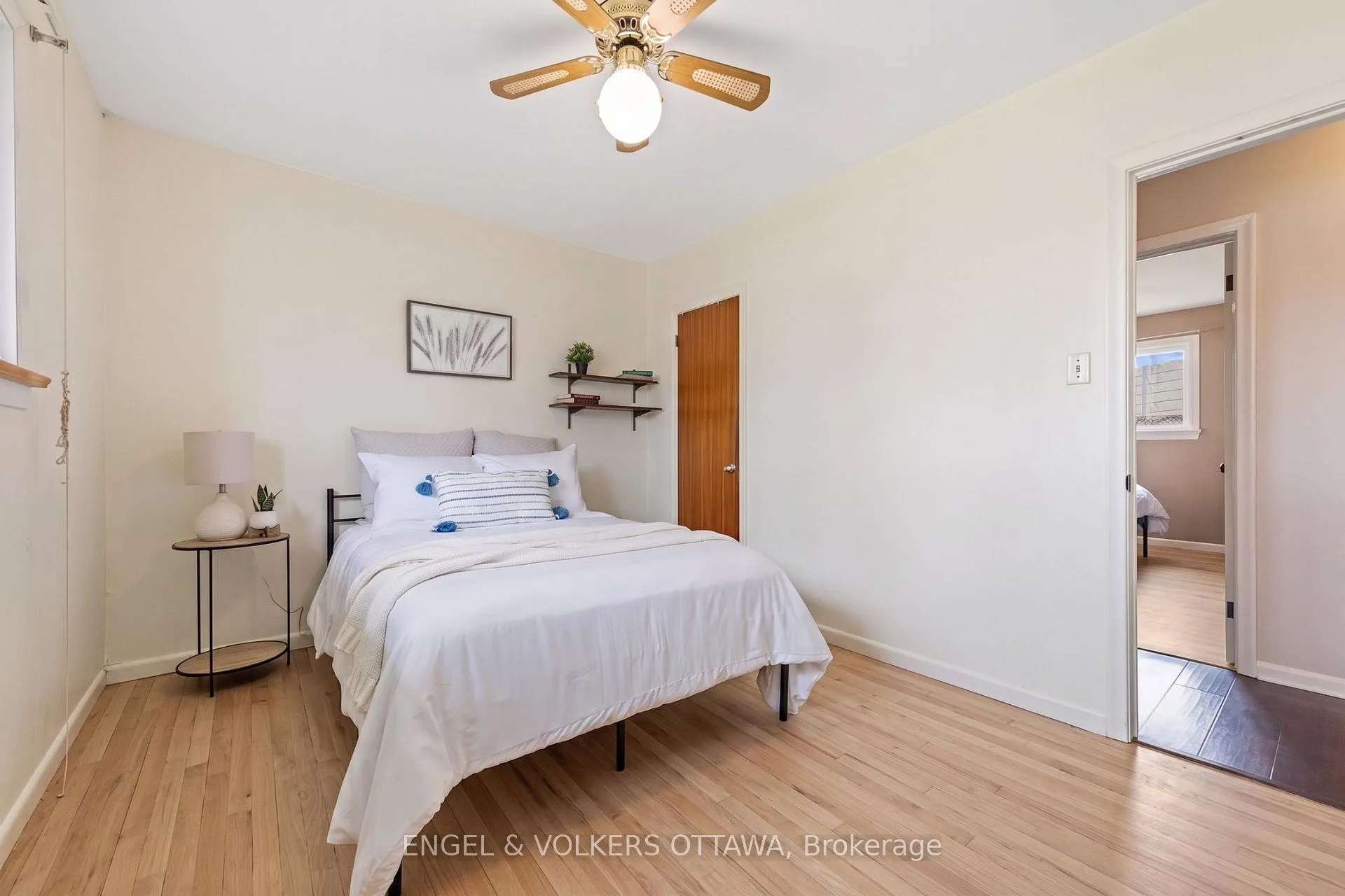 Photo 18 of 989 Connaught Avenue, Ottawa, Queensway Terrace North — HOMEH