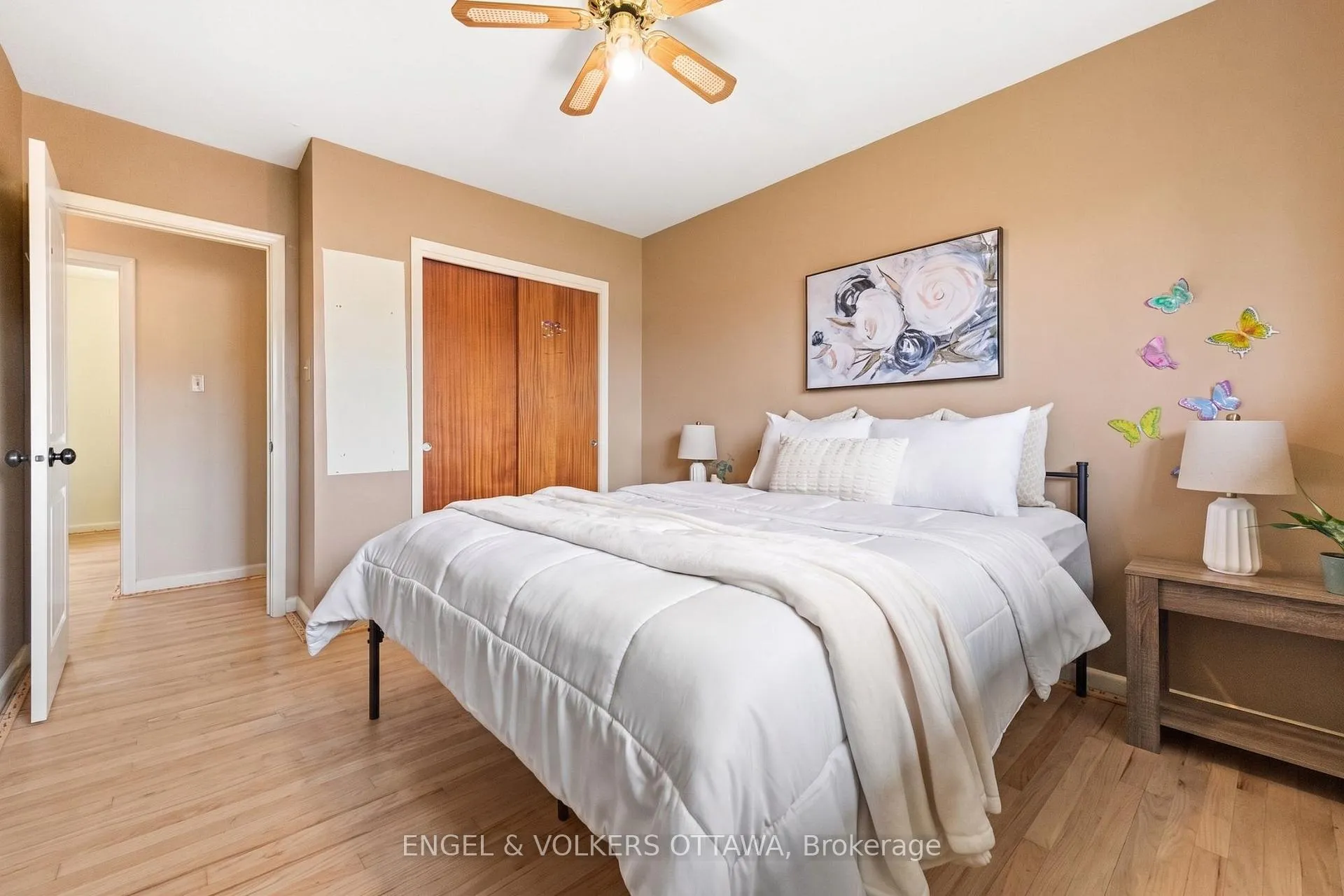 Photo 20 of 989 Connaught Avenue, Ottawa, Queensway Terrace North — HOMEH