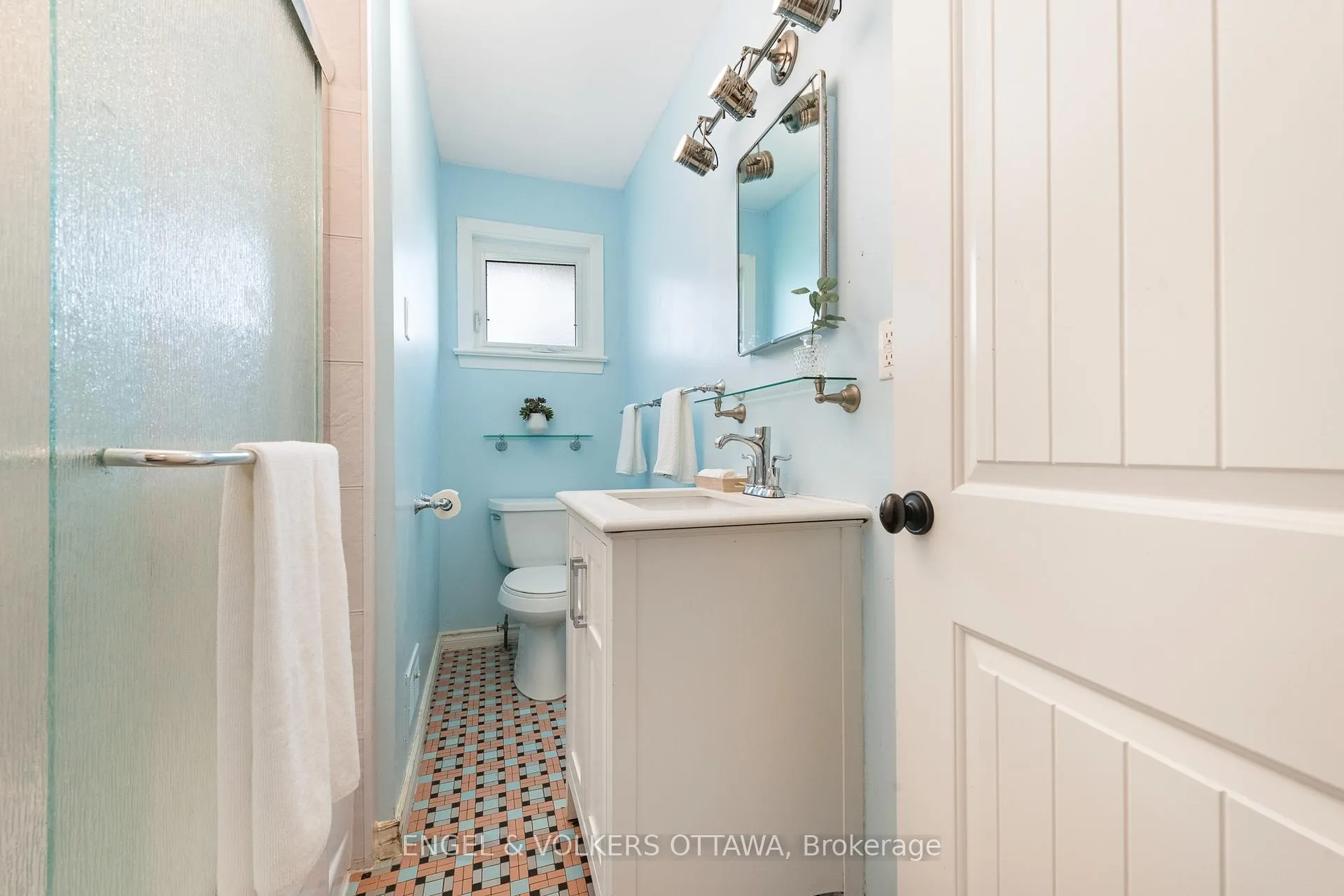 Photo 21 of 989 Connaught Avenue, Ottawa, Queensway Terrace North — HOMEH