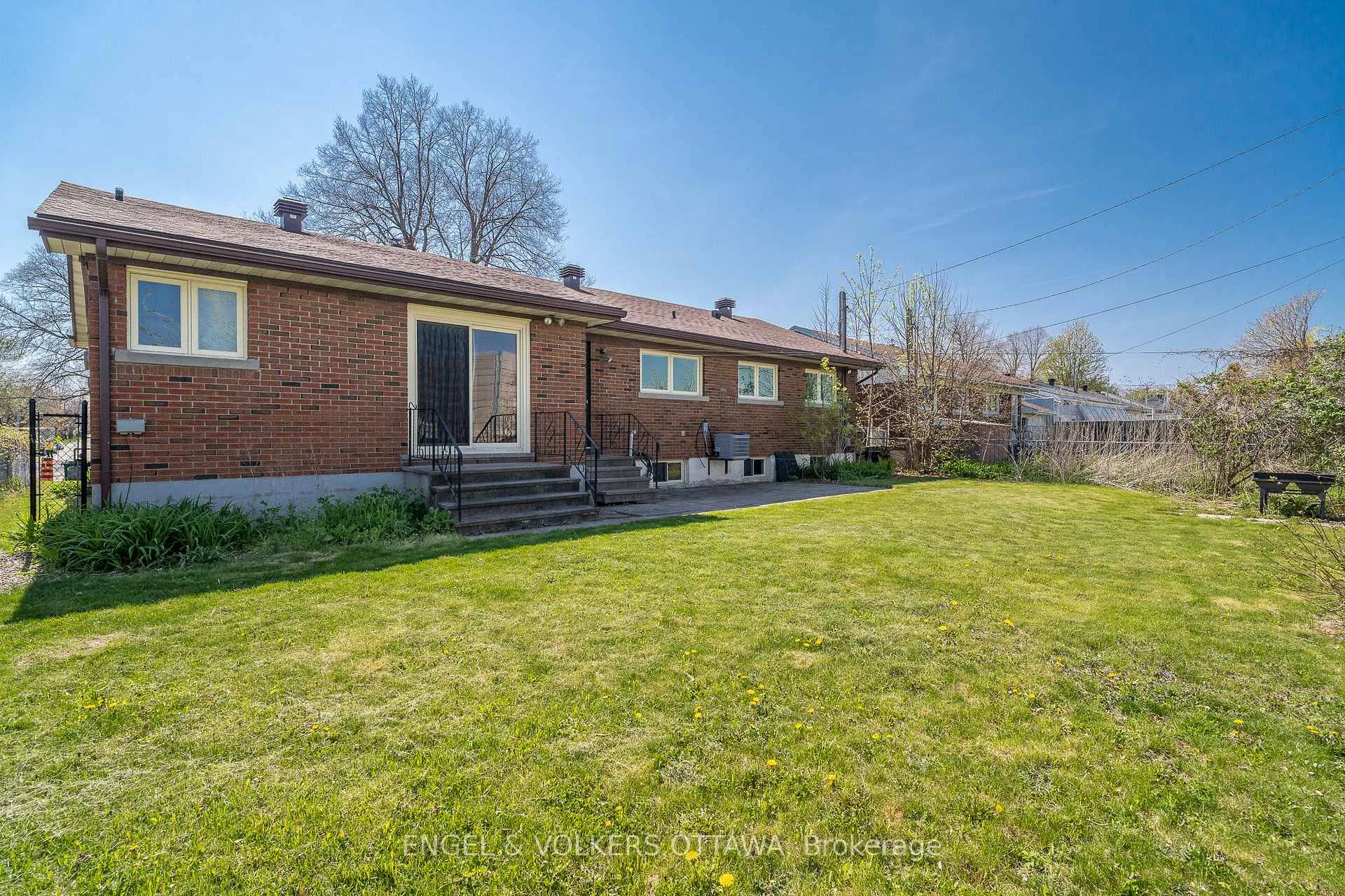 Photo 28 of 989 Connaught Avenue, Ottawa, Queensway Terrace North — HOMEH