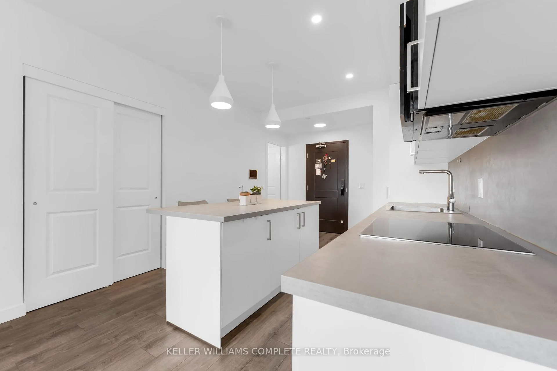 Photo 6 of Unit 214, 7549 Kalar Road, Niagara Falls, Brown — HOMEH
