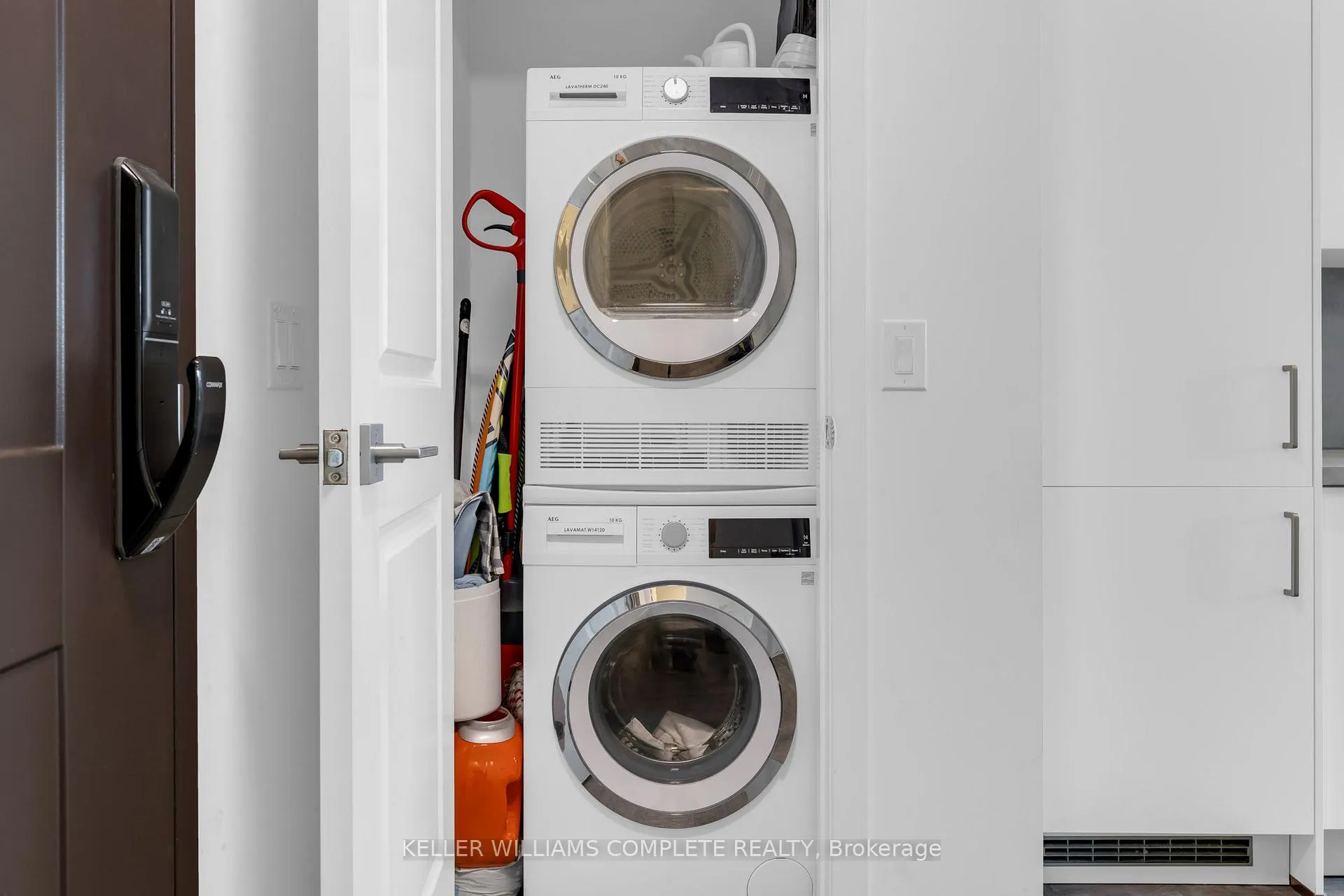 Photo 18 of Unit 214, 7549 Kalar Road, Niagara Falls, Brown — HOMEH