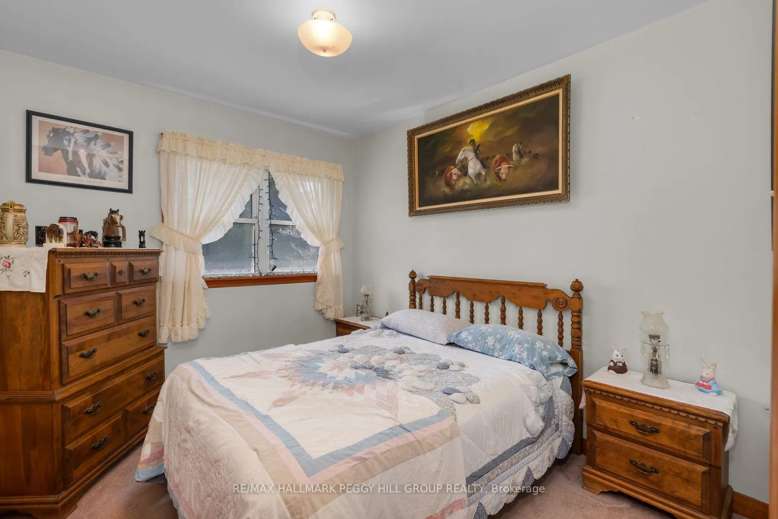 Photo 8 of 104 Henry Street, Barrie, Queen's Park — HOMEH
