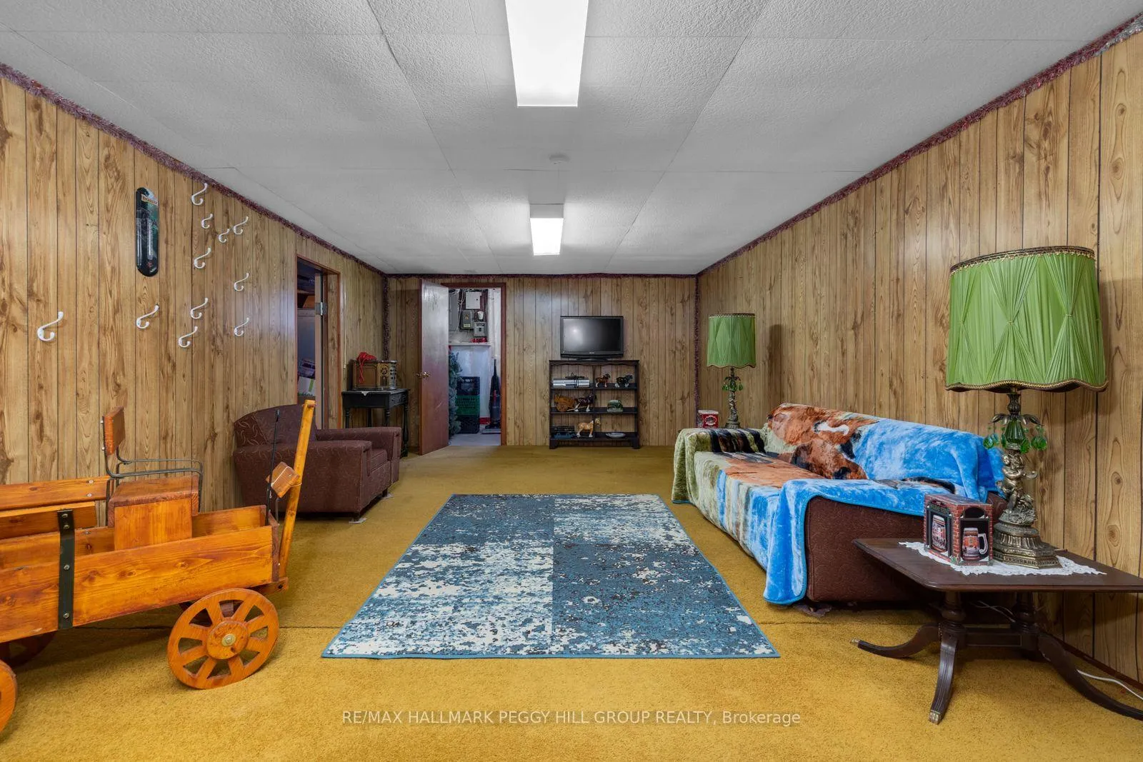 Photo 10 of 104 Henry Street, Barrie, Queen's Park — HOMEH