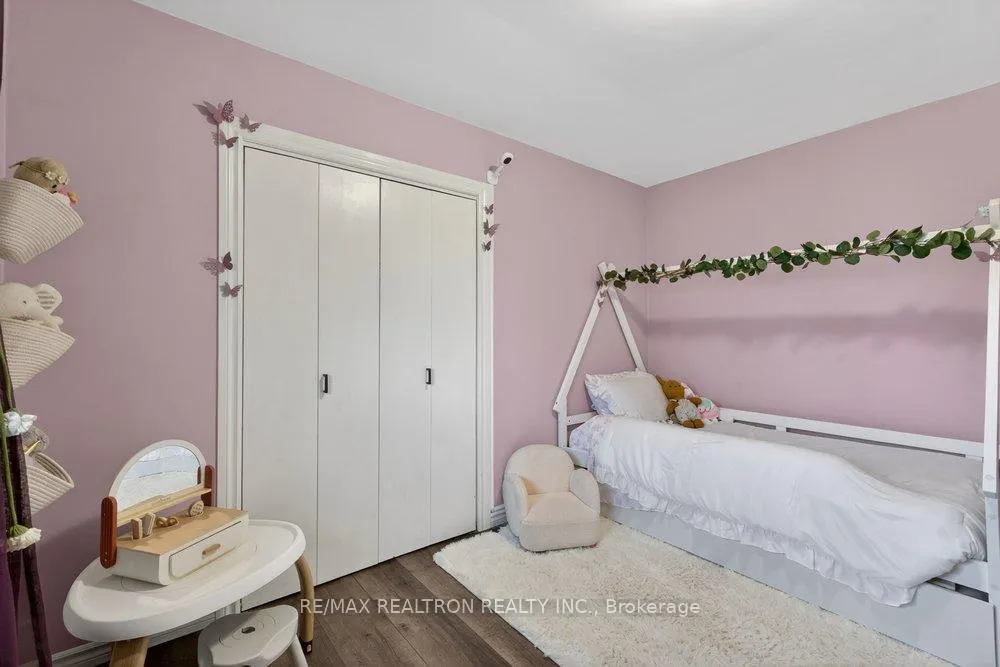 Photo 18 of 284 Zephyr Road, Uxbridge, Rural Uxbridge — HOMEH