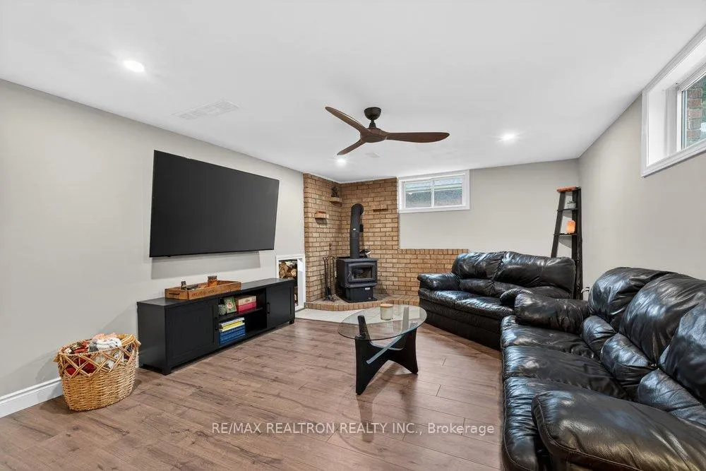 Photo 26 of 284 Zephyr Road, Uxbridge, Rural Uxbridge — HOMEH