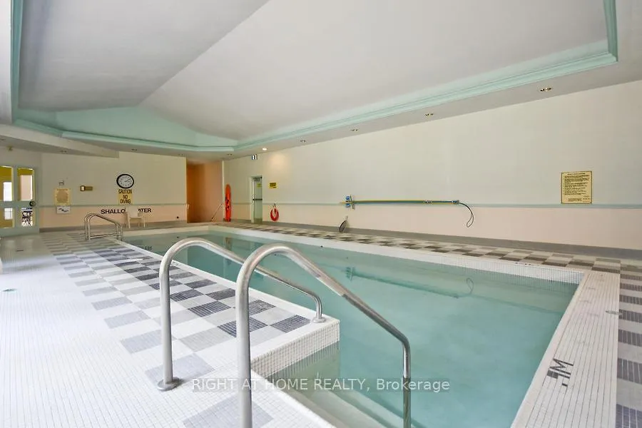 Photo 5 of 107 Darlington Private, Ottawa, Hunt Club/Western Community — HOMEH