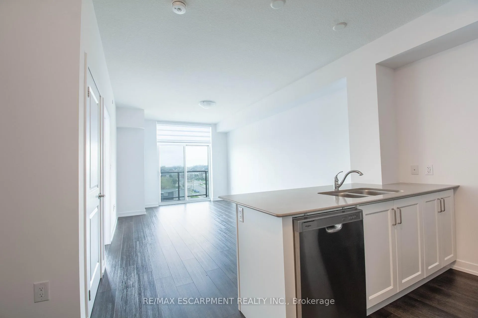 Photo 11 of Unit 524, 10 Mallard Trail, Hamilton, Waterdown — HOMEH