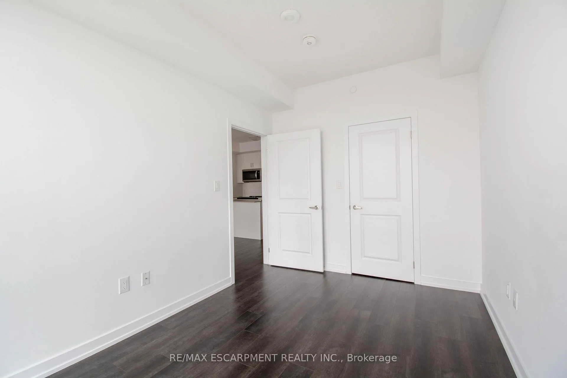 Photo 13 of Unit 524, 10 Mallard Trail, Hamilton, Waterdown — HOMEH
