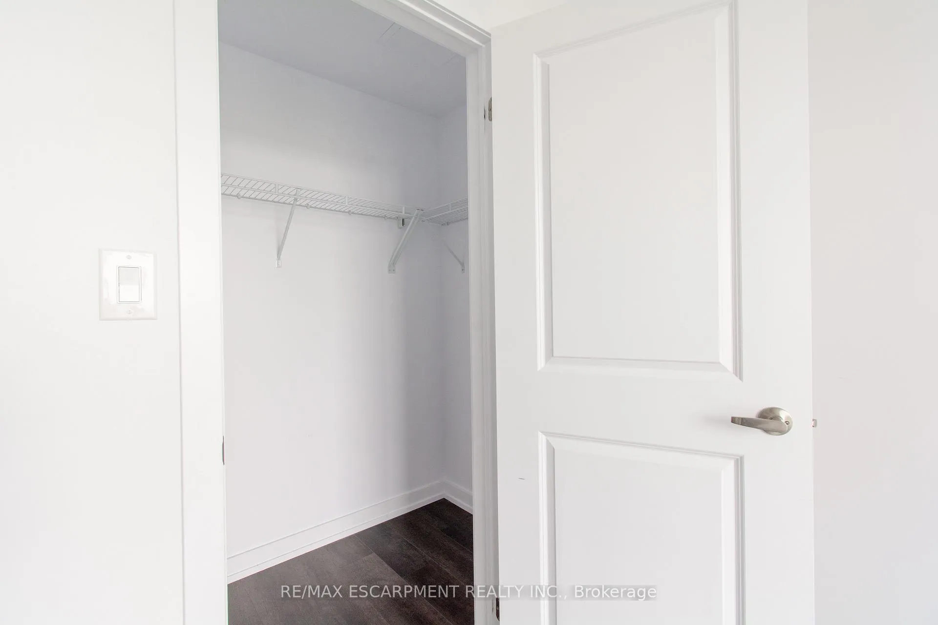 Photo 14 of Unit 524, 10 Mallard Trail, Hamilton, Waterdown — HOMEH