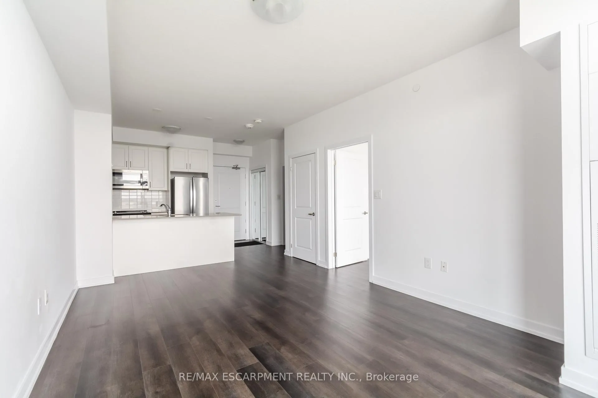 Photo 18 of Unit 524, 10 Mallard Trail, Hamilton, Waterdown — HOMEH