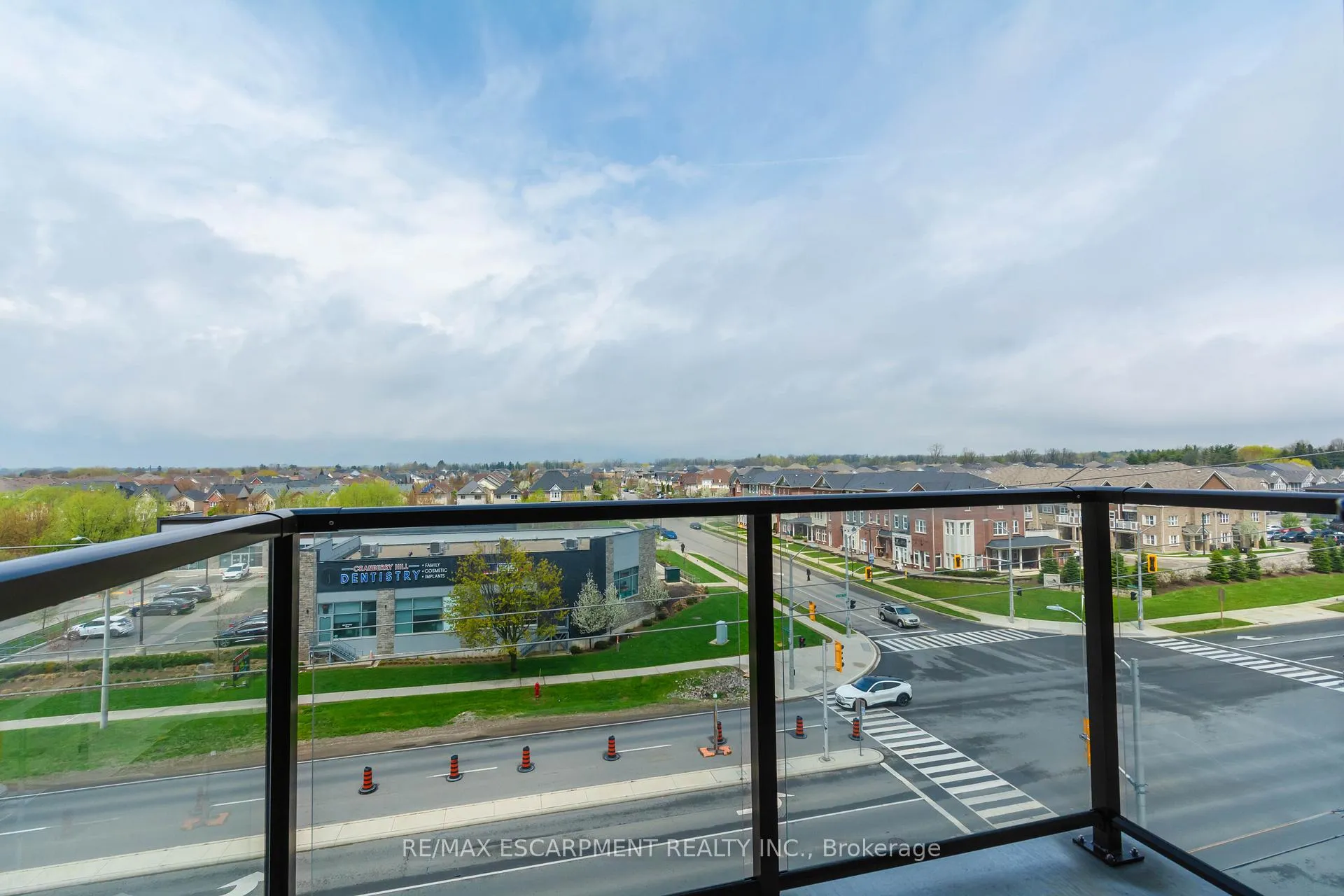 Photo 27 of Unit 524, 10 Mallard Trail, Hamilton, Waterdown — HOMEH