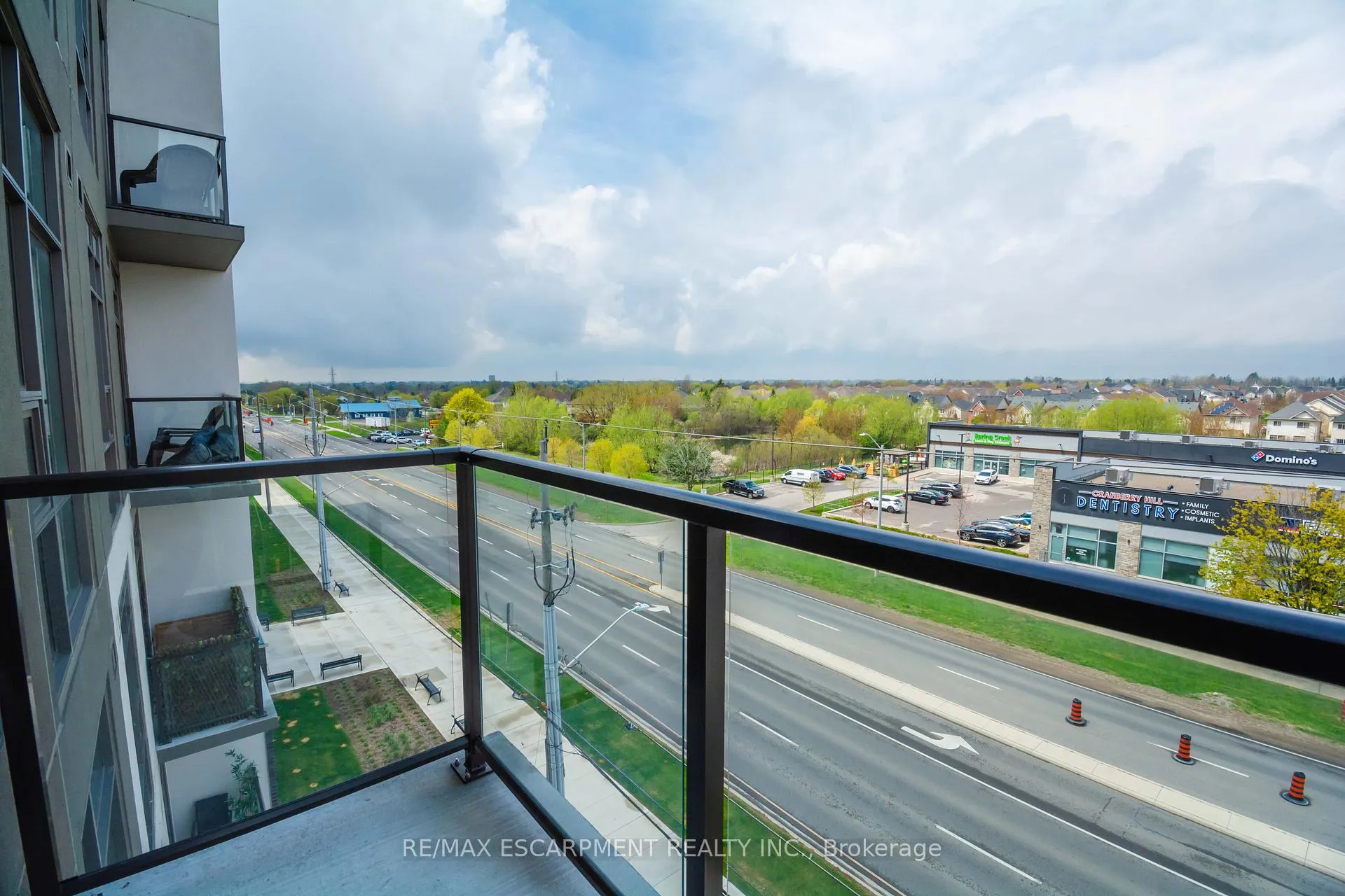 Photo 28 of Unit 524, 10 Mallard Trail, Hamilton, Waterdown — HOMEH