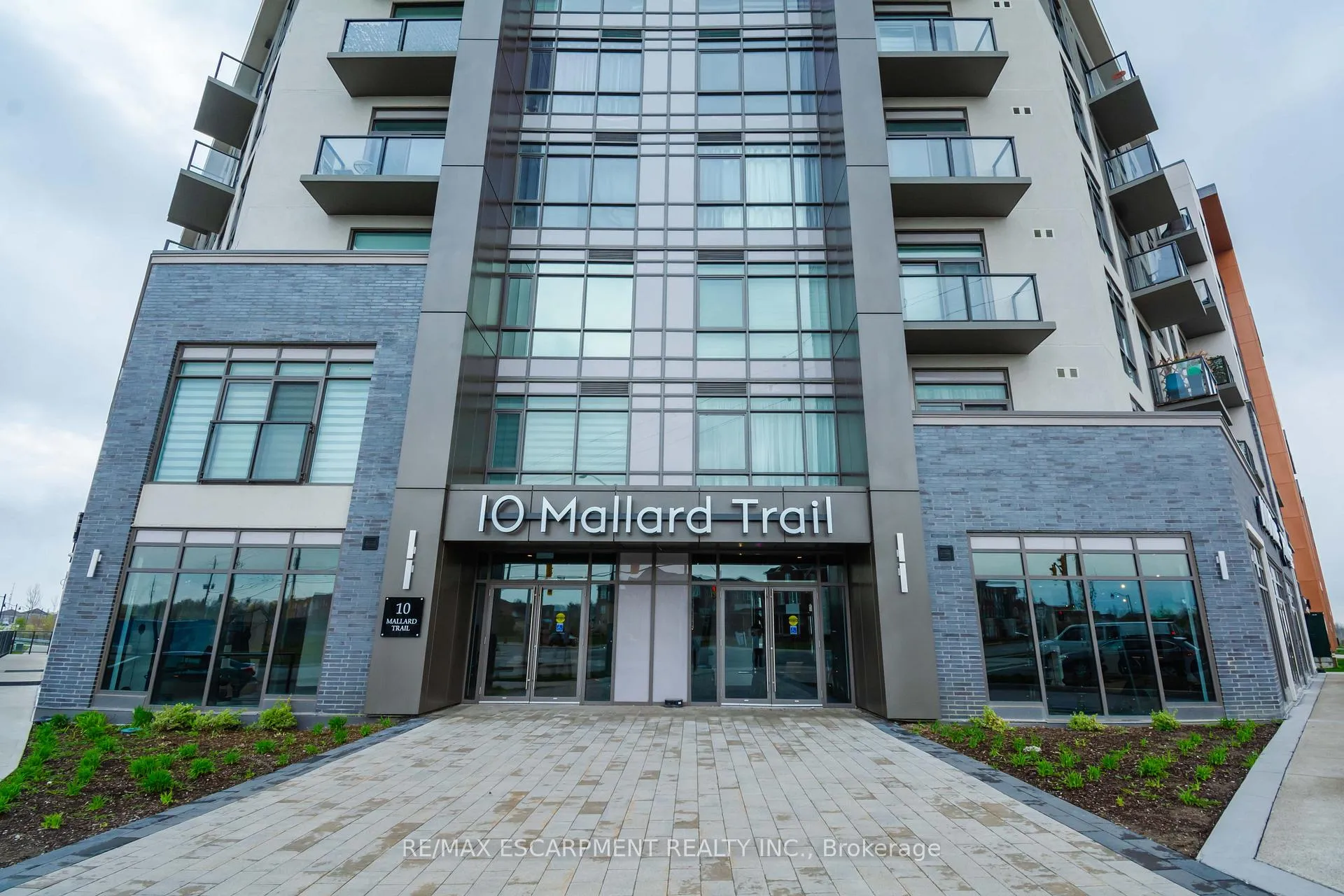 Photo 31 of Unit 524, 10 Mallard Trail, Hamilton, Waterdown — HOMEH