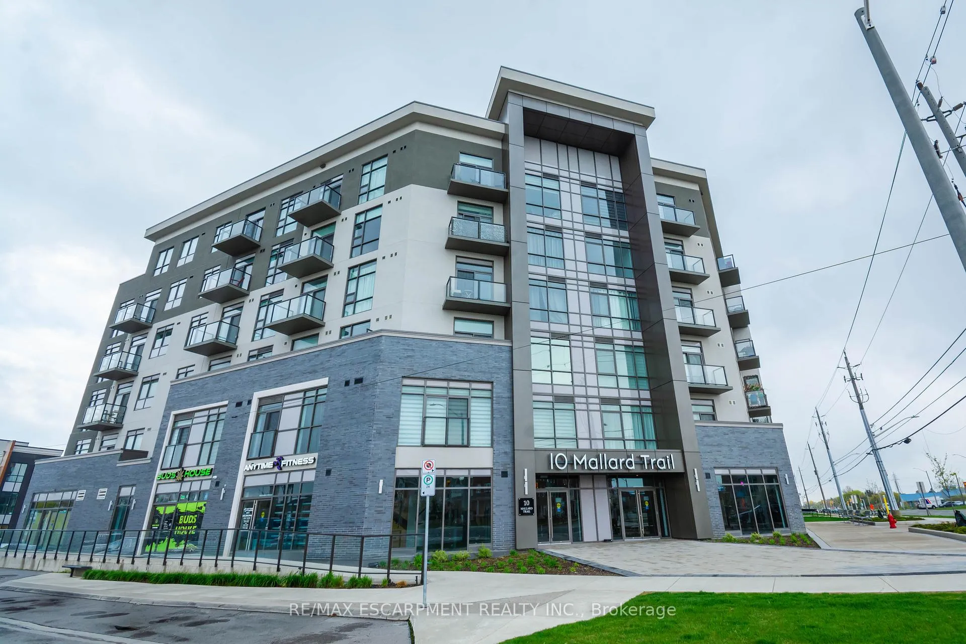 Photo 33 of Unit 524, 10 Mallard Trail, Hamilton, Waterdown — HOMEH