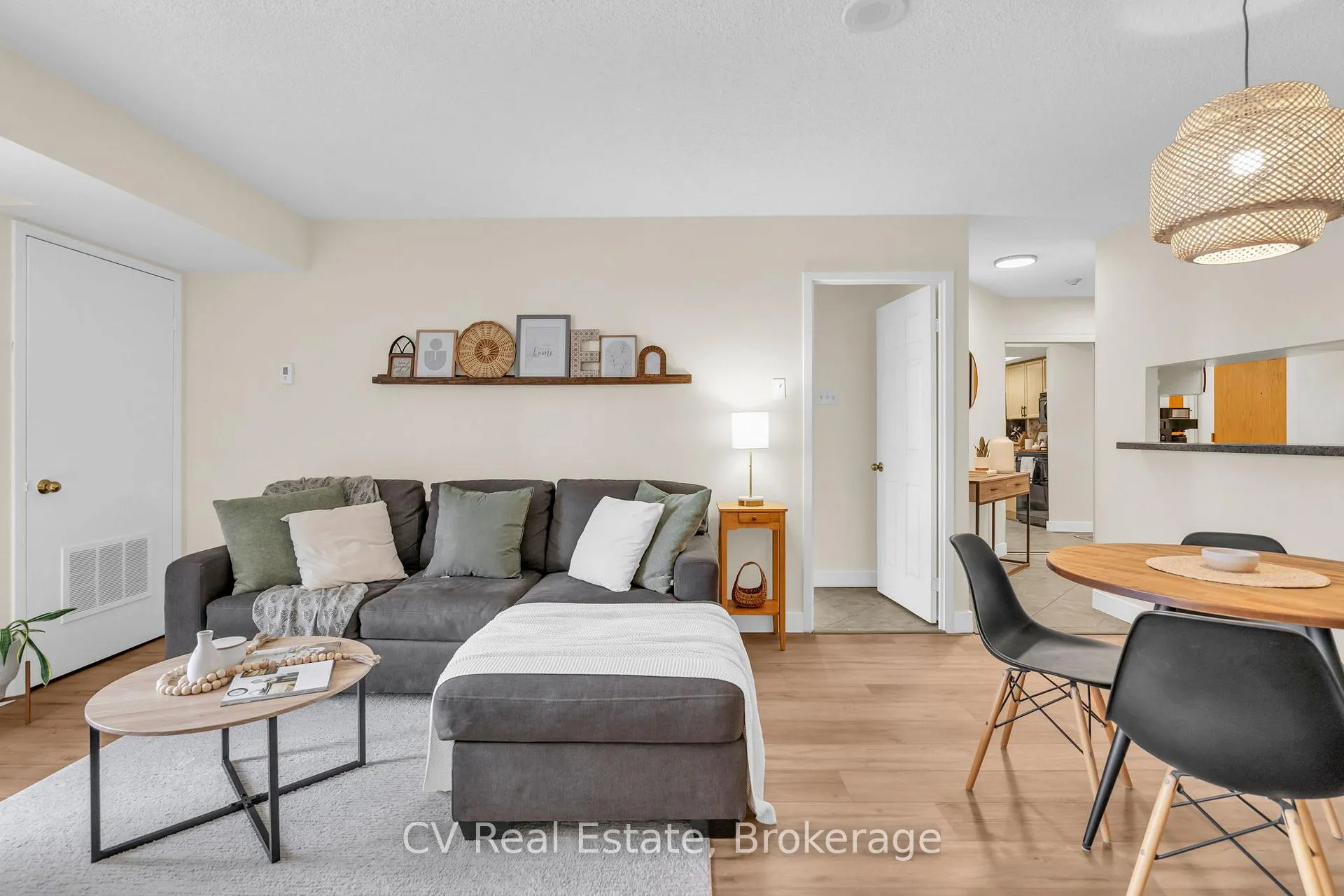 Photo 3 of Unit 811, 75 Ellen Street, Barrie, City Centre — HOMEH