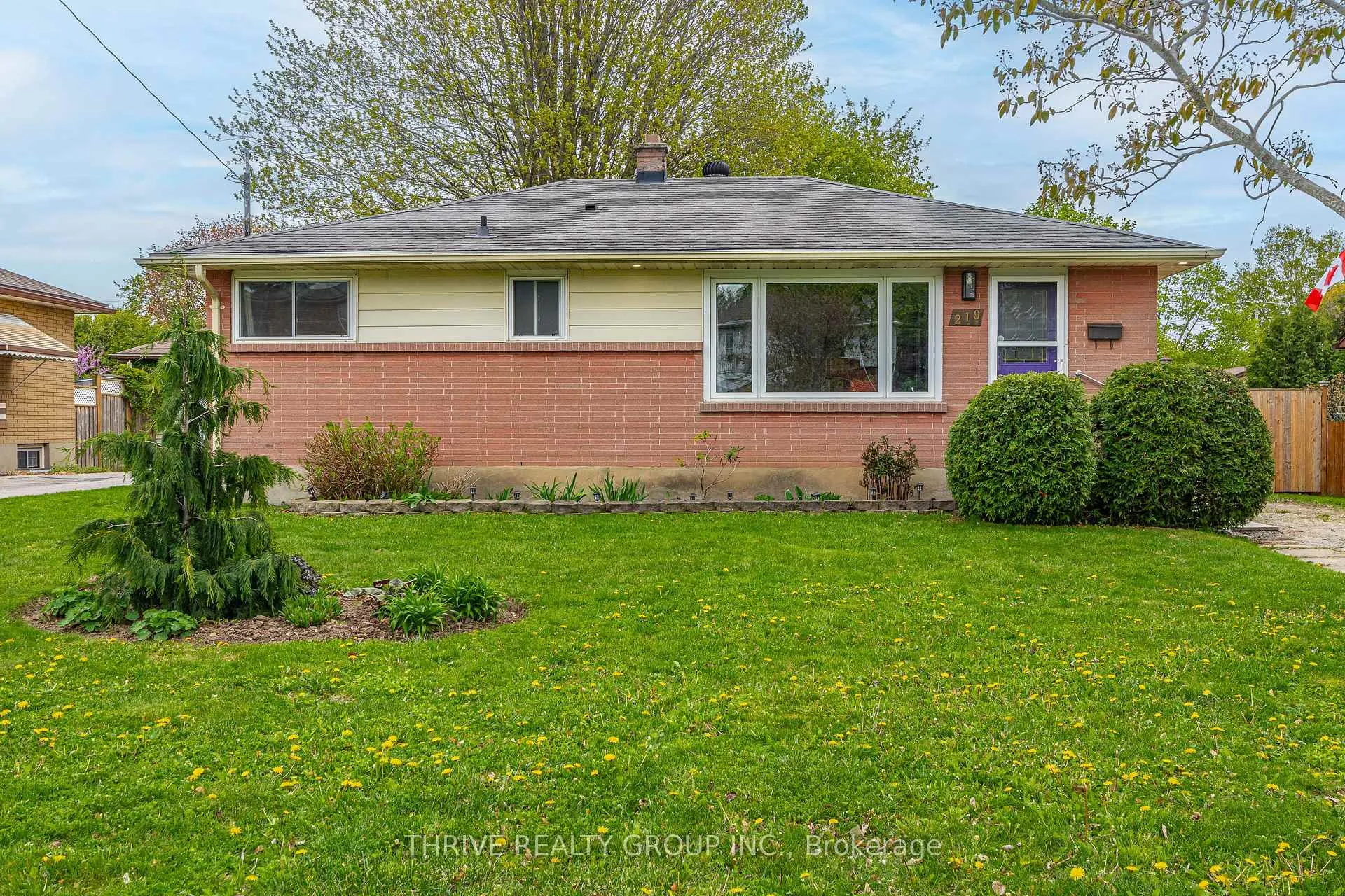 Photo 1 of 219 Burnside Drive, London, East I — HOMEH