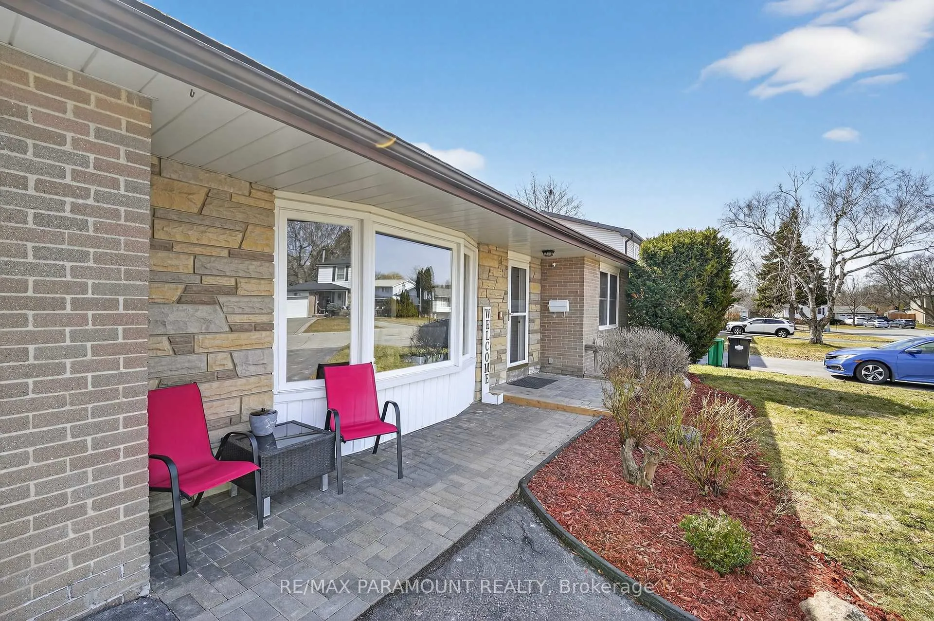Photo 4 of 5 Cavendish Crescent, Brampton, Avondale — HOMEH