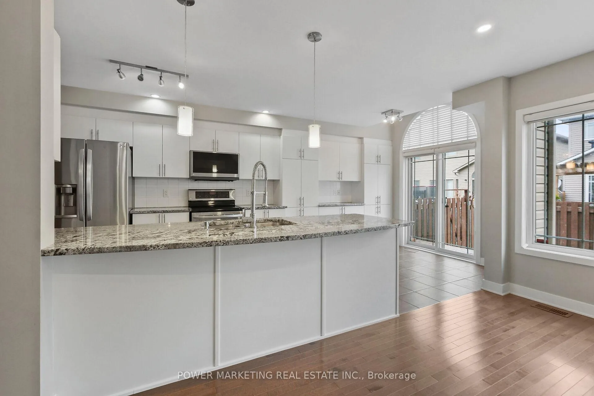 Photo 11 of 311 Travis Street, Ottawa, Mer Bleue/Bradley Estates/Anderson Park — HOMEH