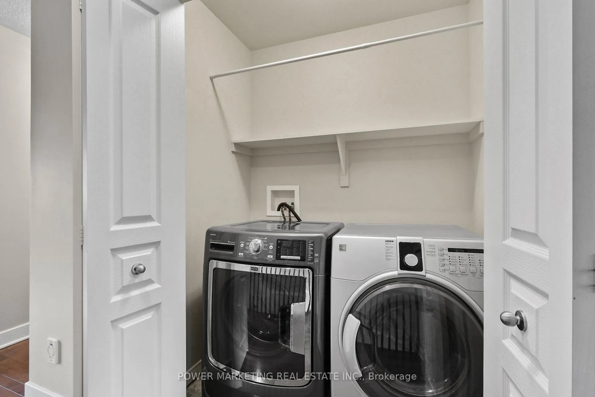 Photo 31 of 311 Travis Street, Ottawa, Mer Bleue/Bradley Estates/Anderson Park — HOMEH