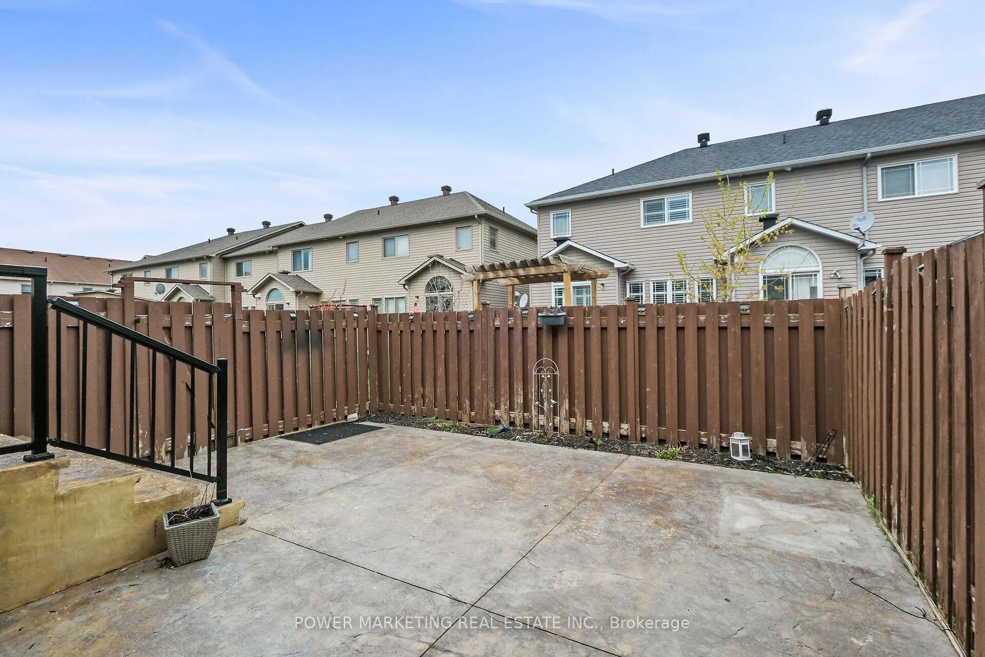 Photo 40 of 311 Travis Street, Ottawa, Mer Bleue/Bradley Estates/Anderson Park — HOMEH