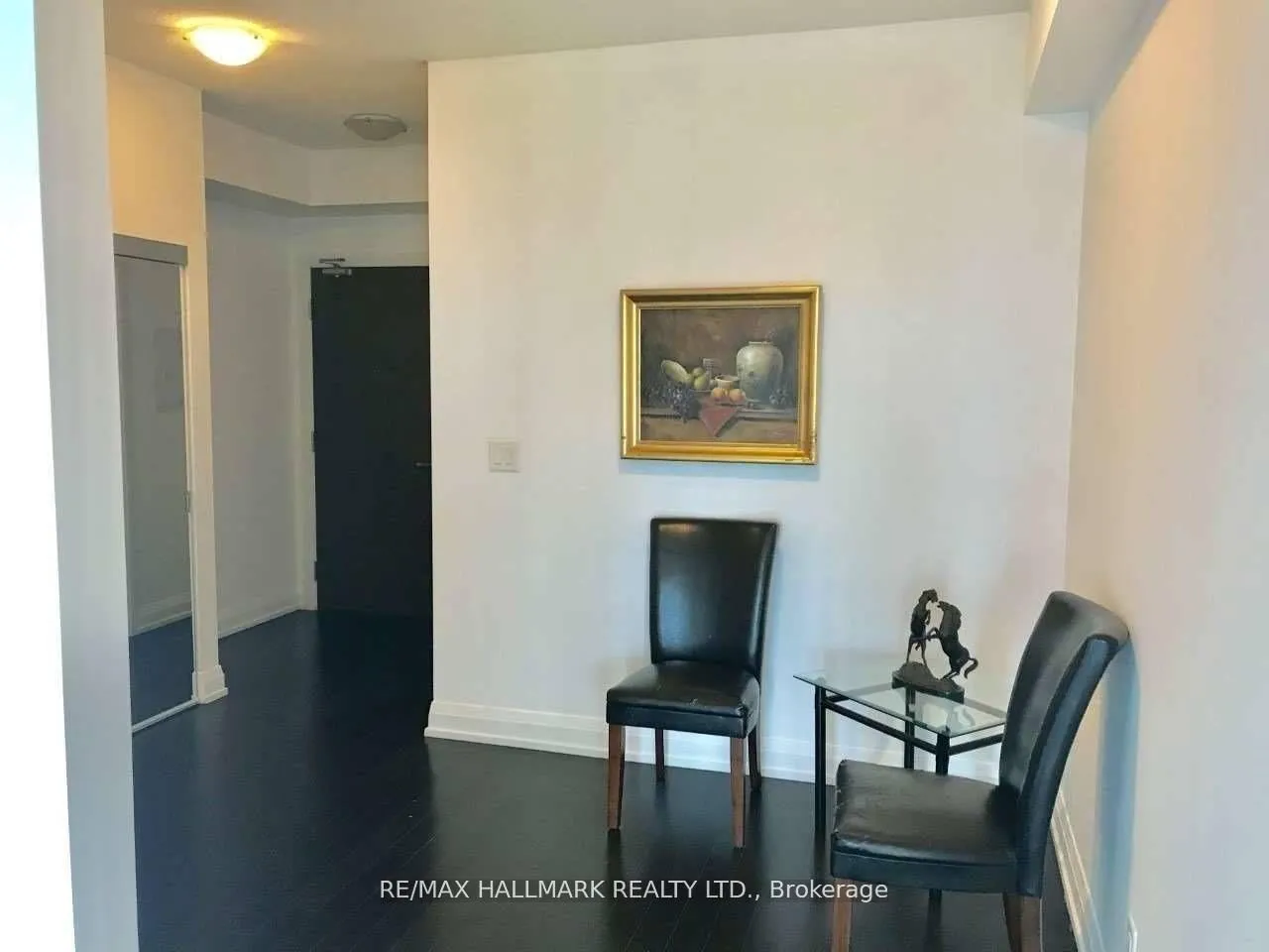 Photo 5 of Unit 2432, 7161 Yonge Street NE, Markham, Grandview — HOMEH