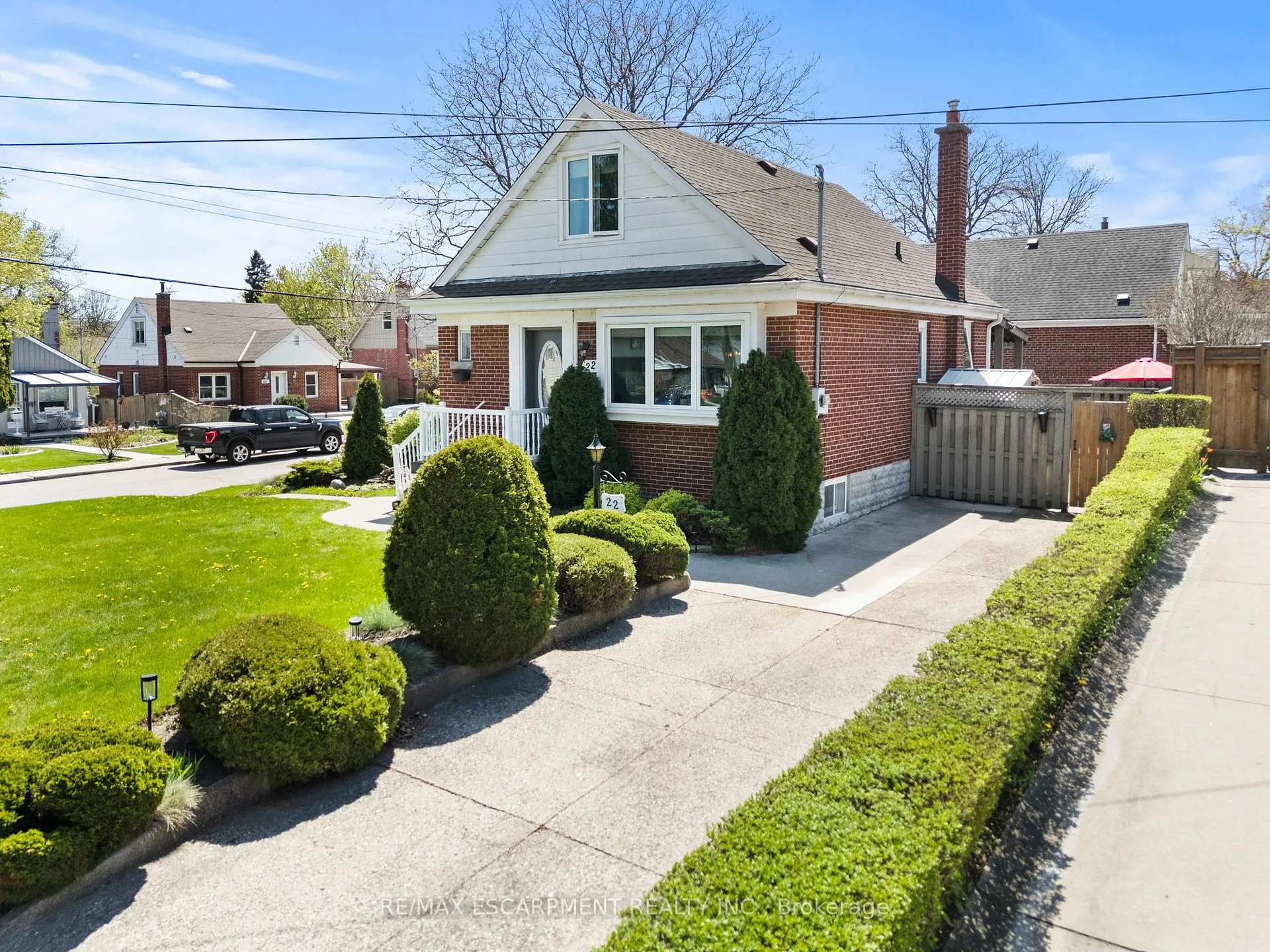 Photo 1 of 22 Dundonald Avenue, Hamilton, Rosedale — HOMEH