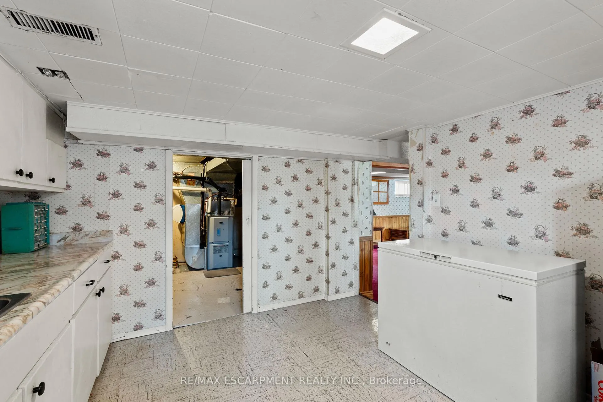 Photo 33 of 22 Dundonald Avenue, Hamilton, Rosedale — HOMEH