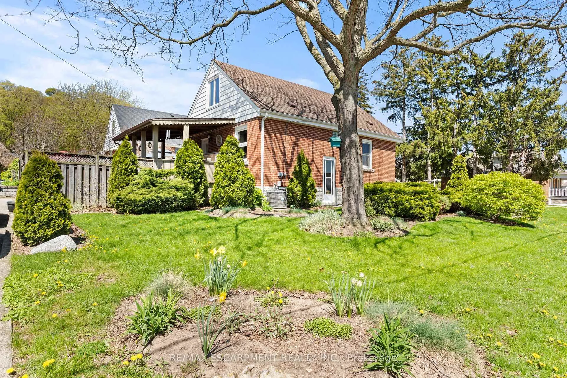 Photo 37 of 22 Dundonald Avenue, Hamilton, Rosedale — HOMEH