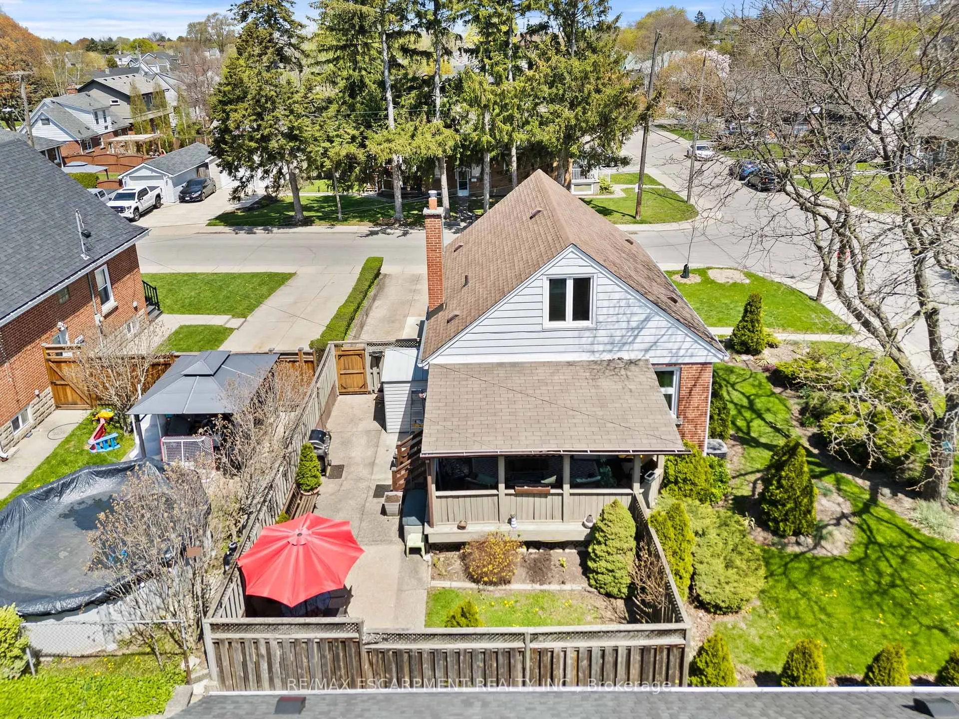 Photo 46 of 22 Dundonald Avenue, Hamilton, Rosedale — HOMEH