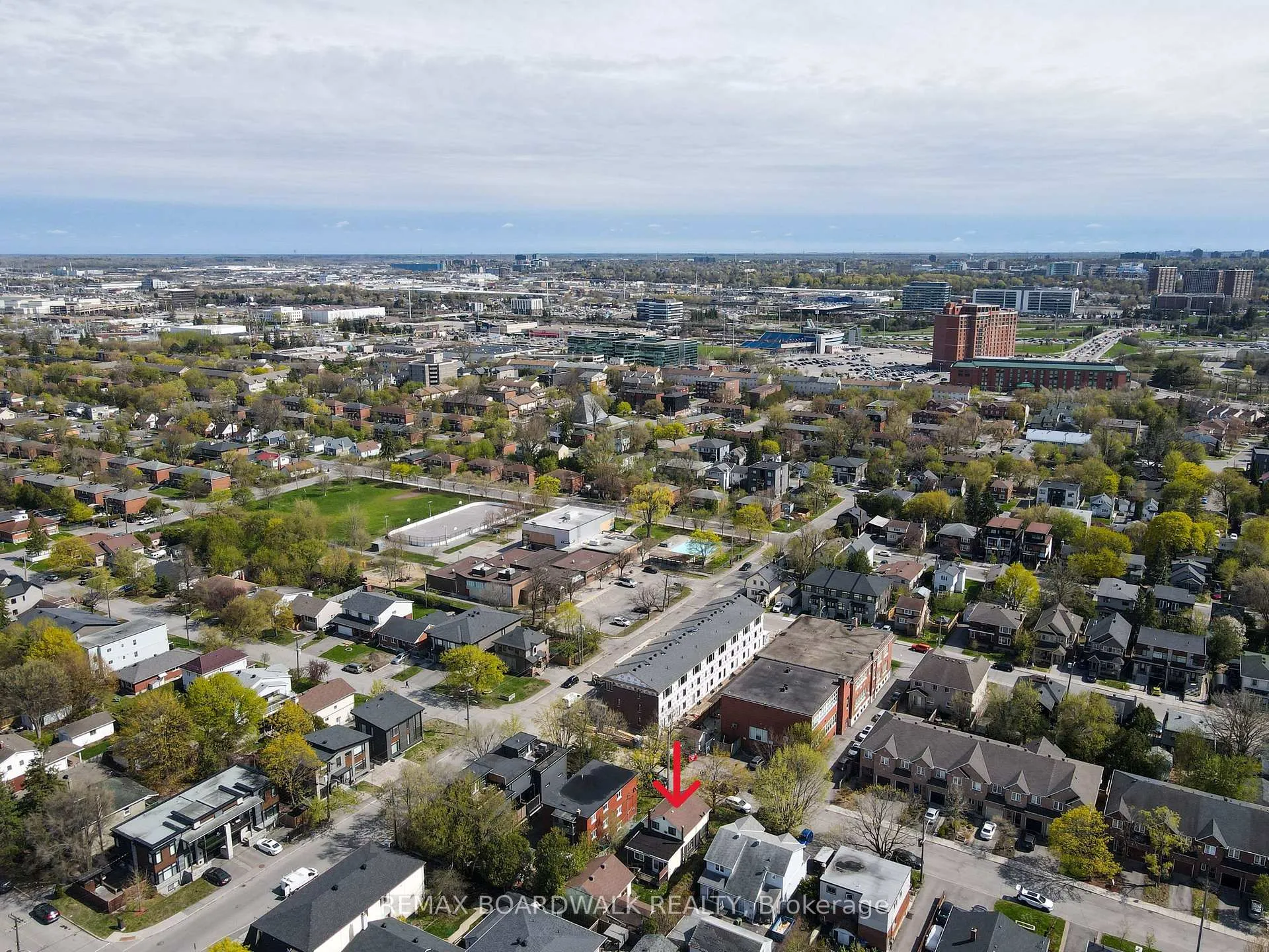 Photo 16 of 209 Glynn Avenue, Ottawa, Overbrook/Castle Heights — HOMEH