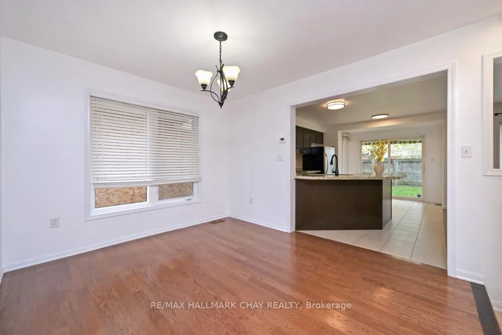 Photo 6 of 73 Kidd Crescent, New Tecumseth, Alliston — HOMEH