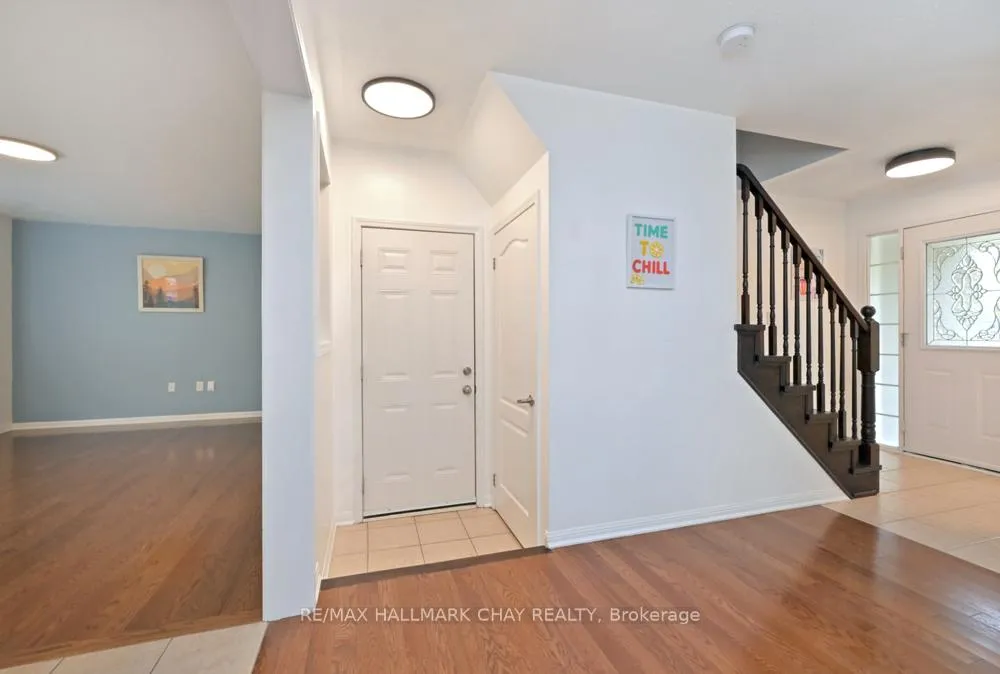 Photo 8 of 73 Kidd Crescent, New Tecumseth, Alliston — HOMEH