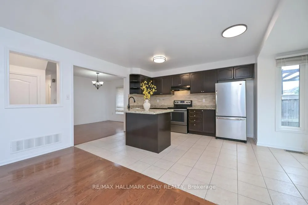 Photo 11 of 73 Kidd Crescent, New Tecumseth, Alliston — HOMEH