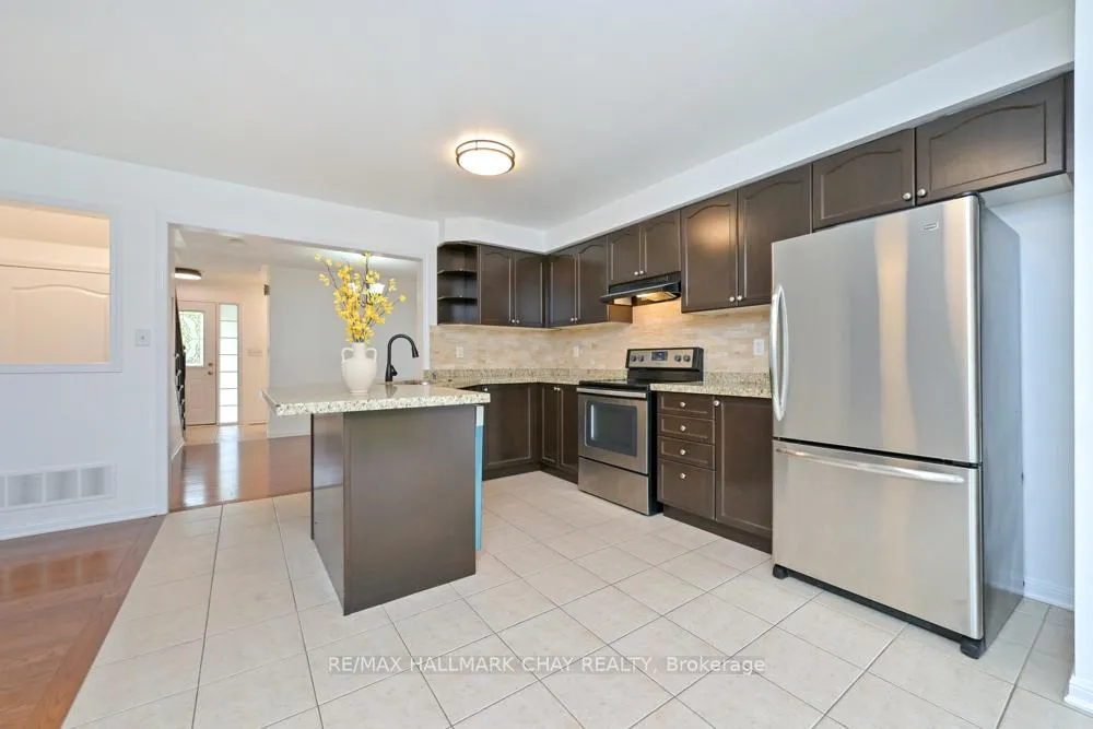 Photo 12 of 73 Kidd Crescent, New Tecumseth, Alliston — HOMEH