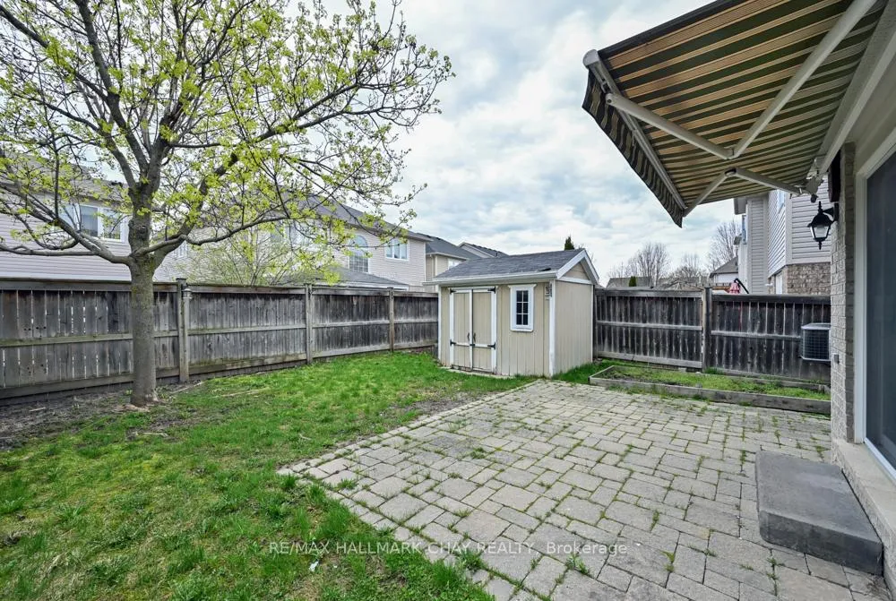 Photo 28 of 73 Kidd Crescent, New Tecumseth, Alliston — HOMEH