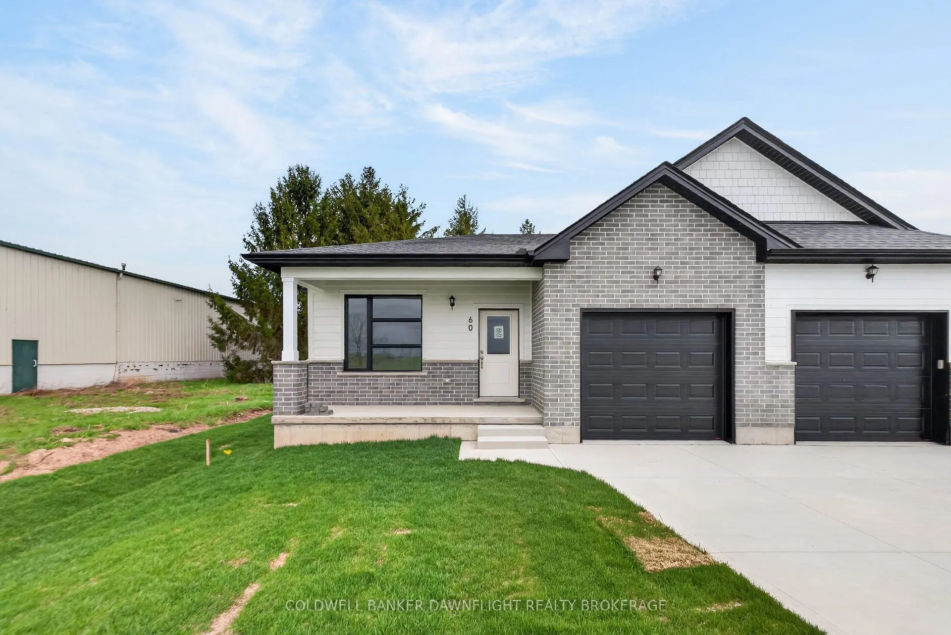 Photo 1 of 60 Moonlight Court, Central Huron, Clinton — HOMEH