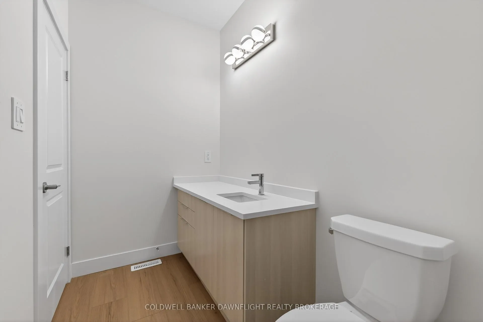 Photo 19 of 60 Moonlight Court, Central Huron, Clinton — HOMEH