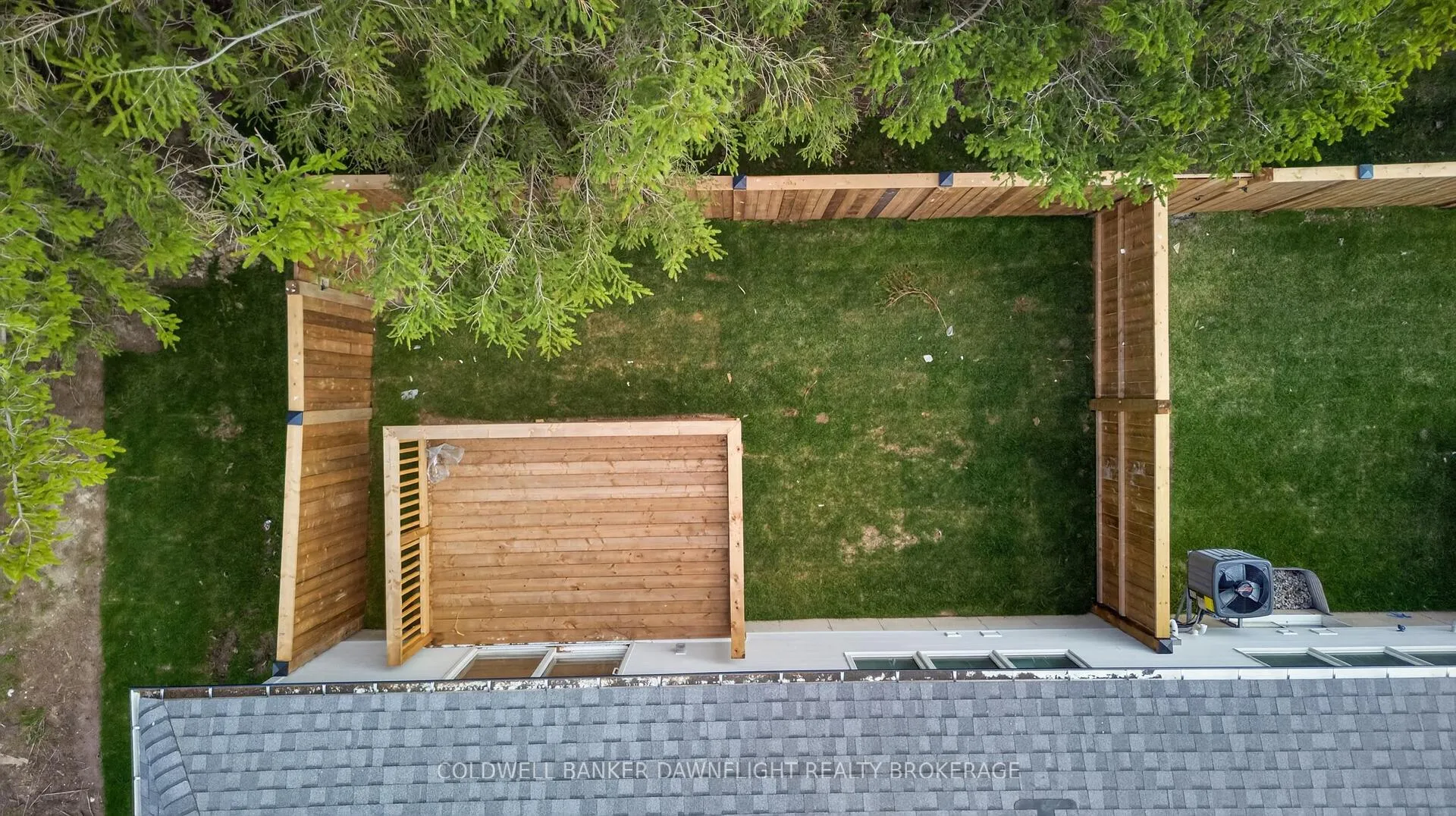 Photo 24 of 60 Moonlight Court, Central Huron, Clinton — HOMEH