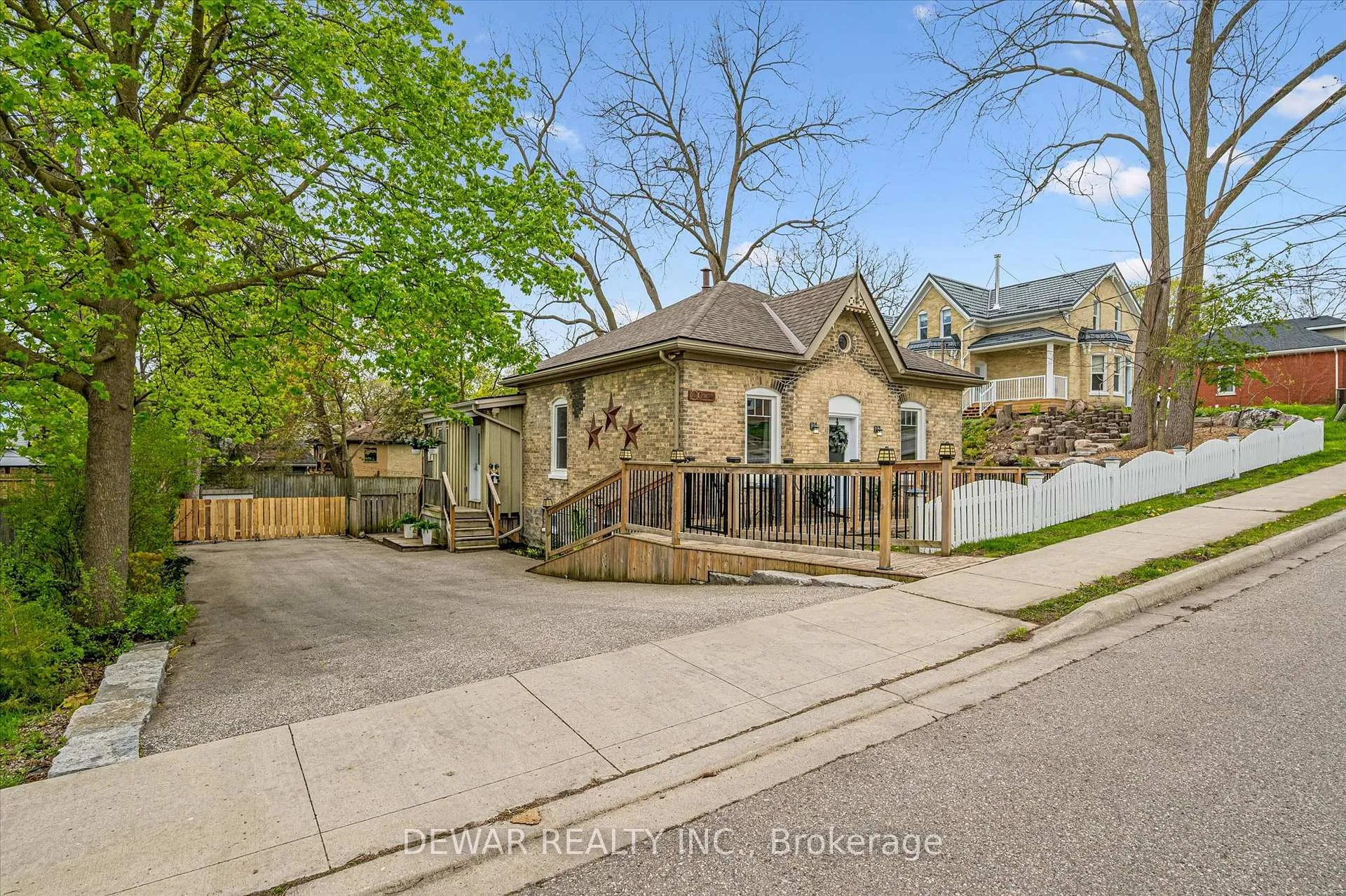 Photo 2 of 41 Crombie Street, Cambridge — HOMEH