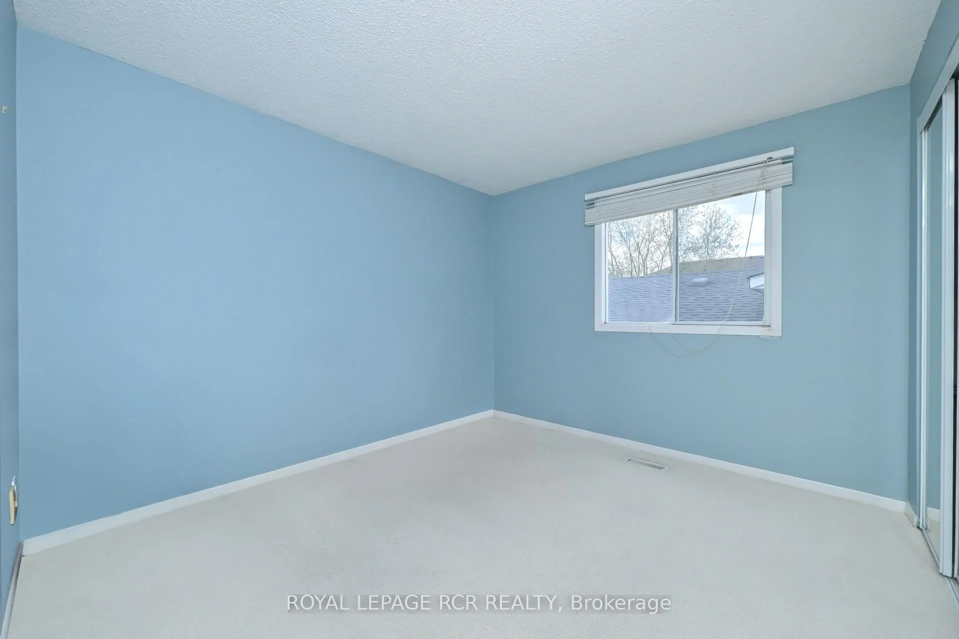 Photo 14 of 55 Second Street, Orangeville — HOMEH