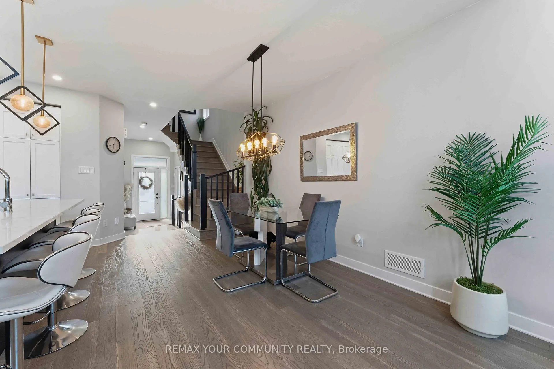 Photo 7 of 206 Big Dipper Street, Ottawa, Riverside South/Gloucester Glen — HOMEH